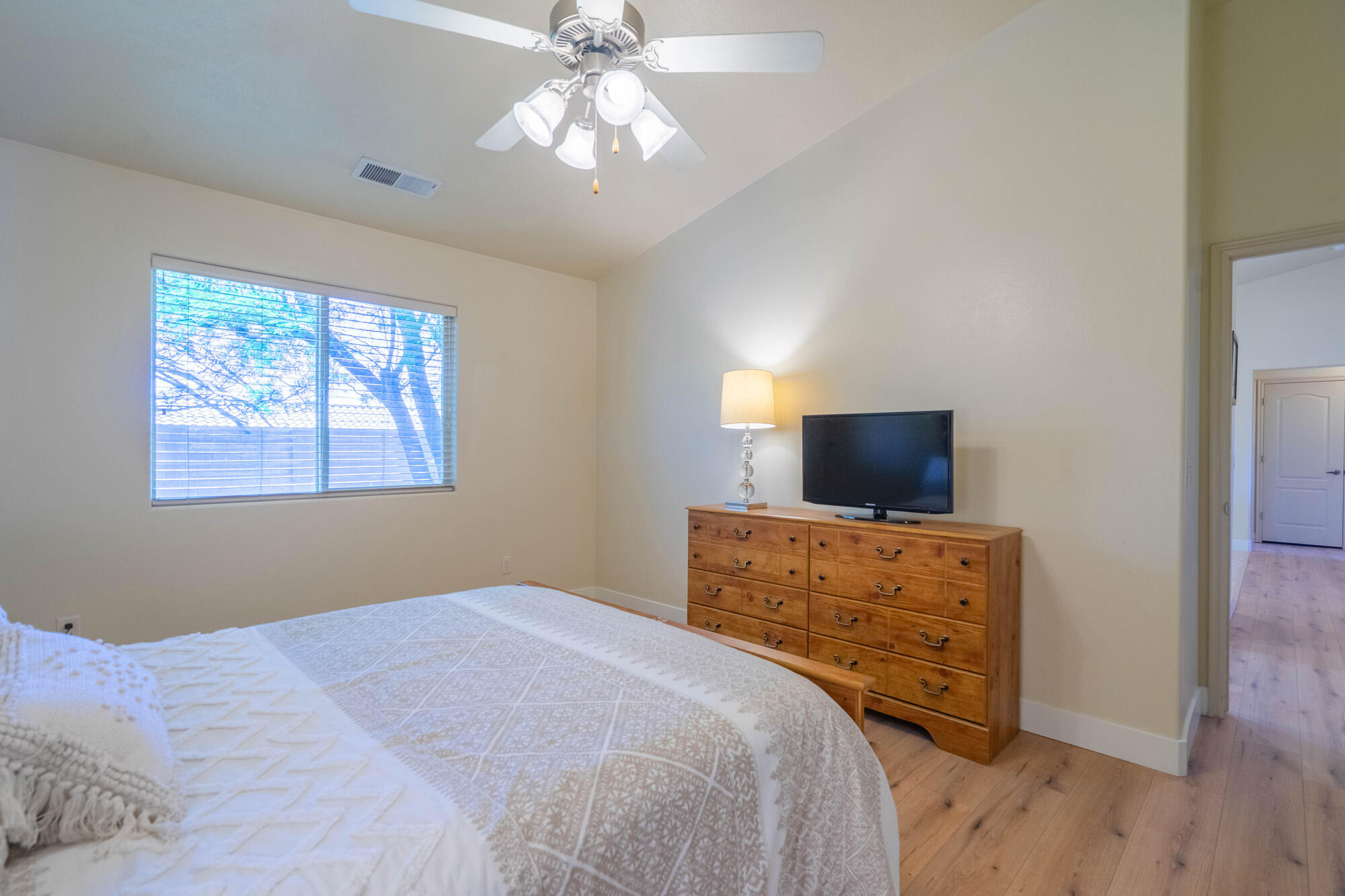 2185 W 1710 N