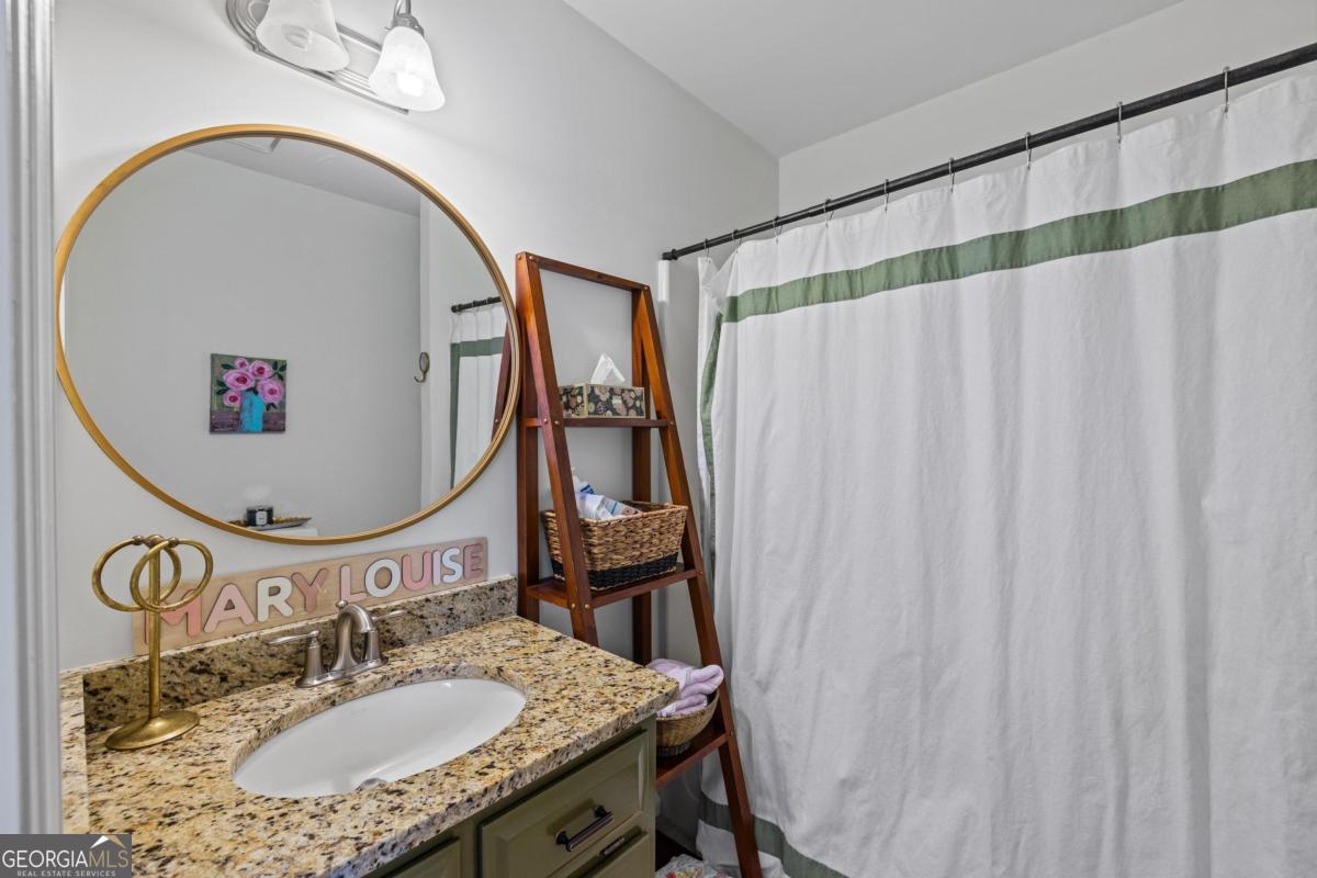 1021 Twin Rivers Lane