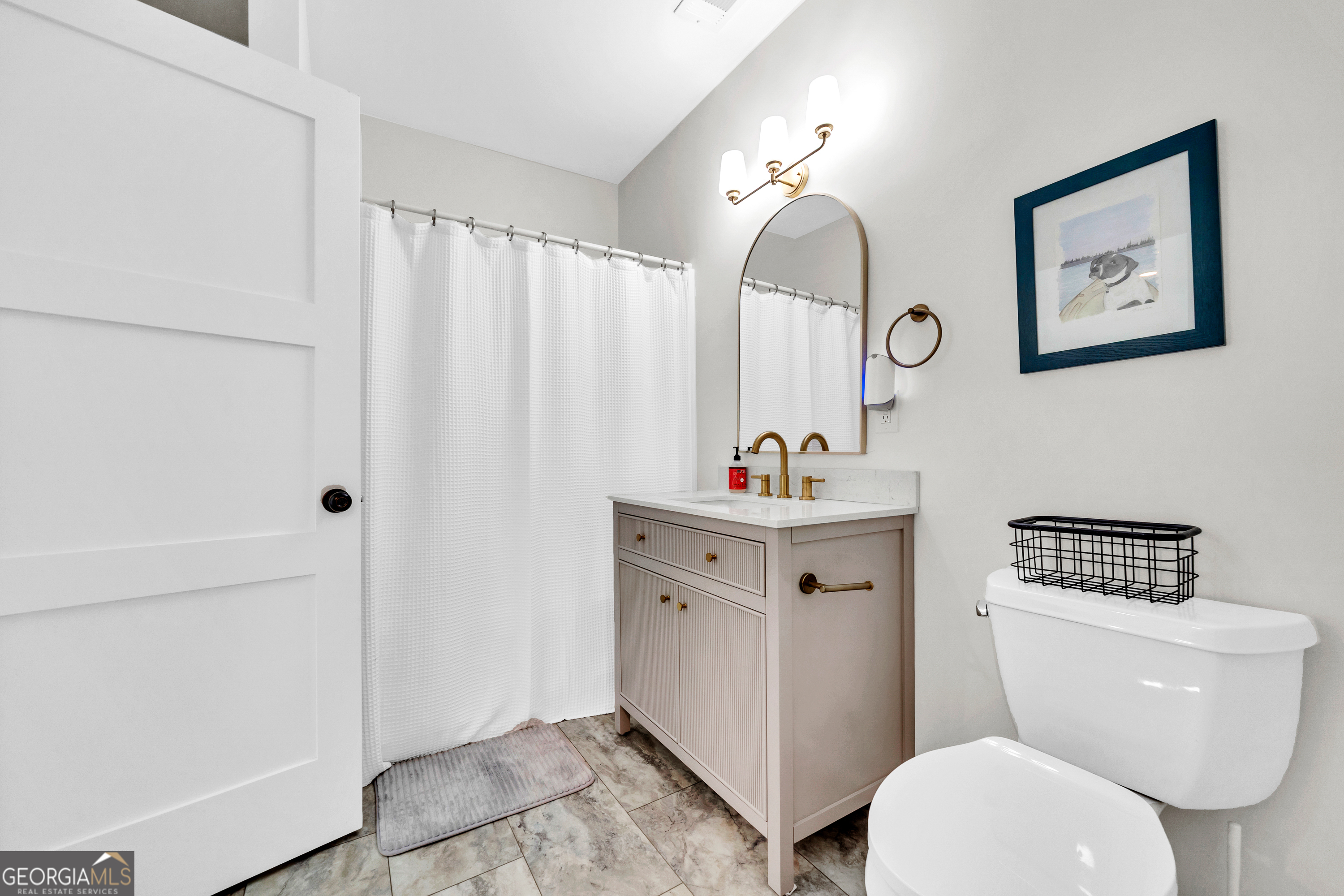 1021 Twin Rivers Lane