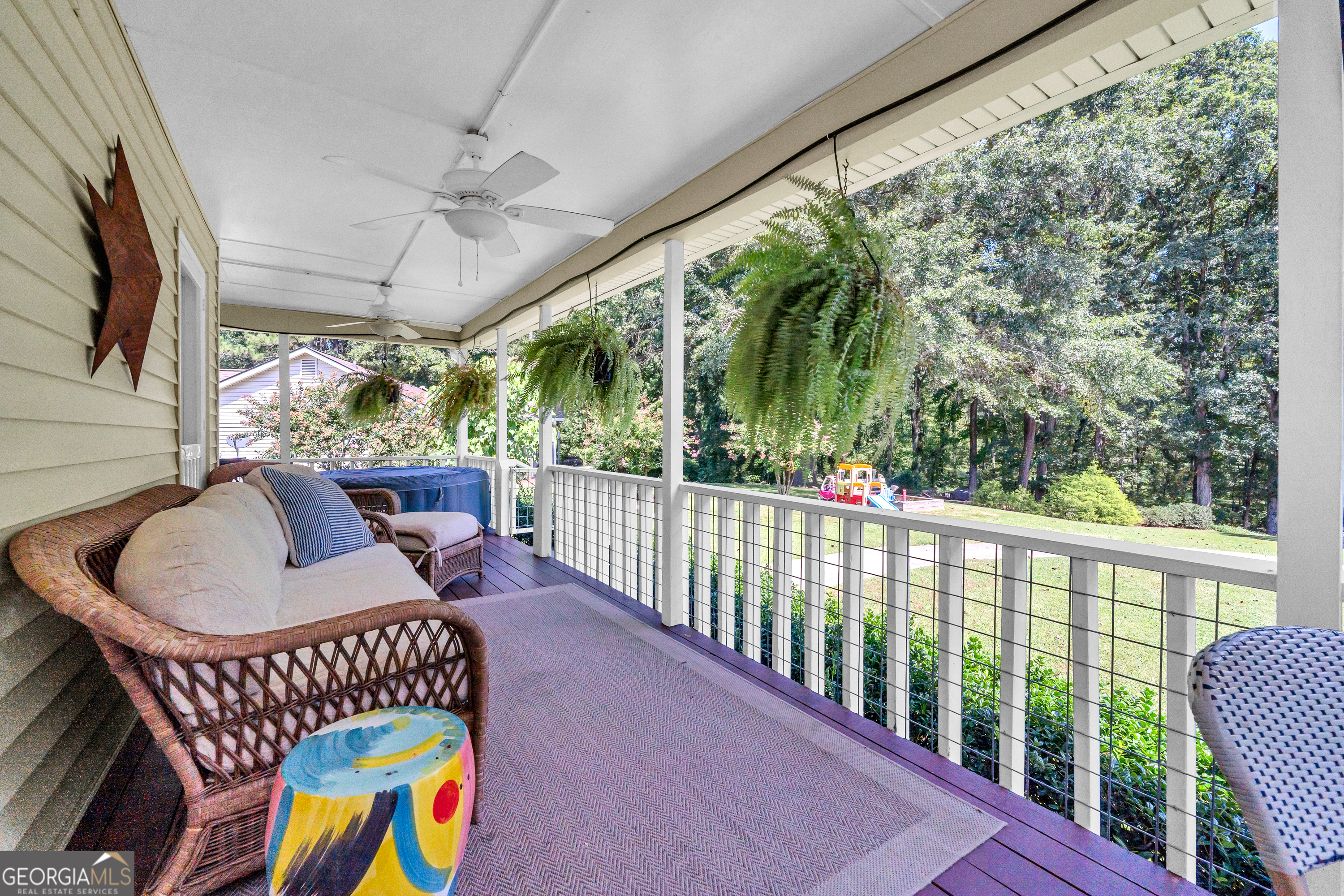 1021 Twin Rivers Lane