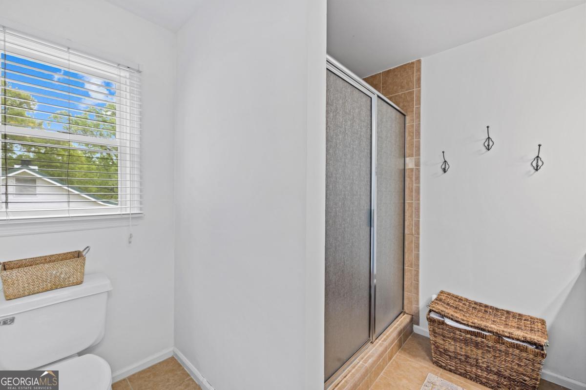 1021 Twin Rivers Lane