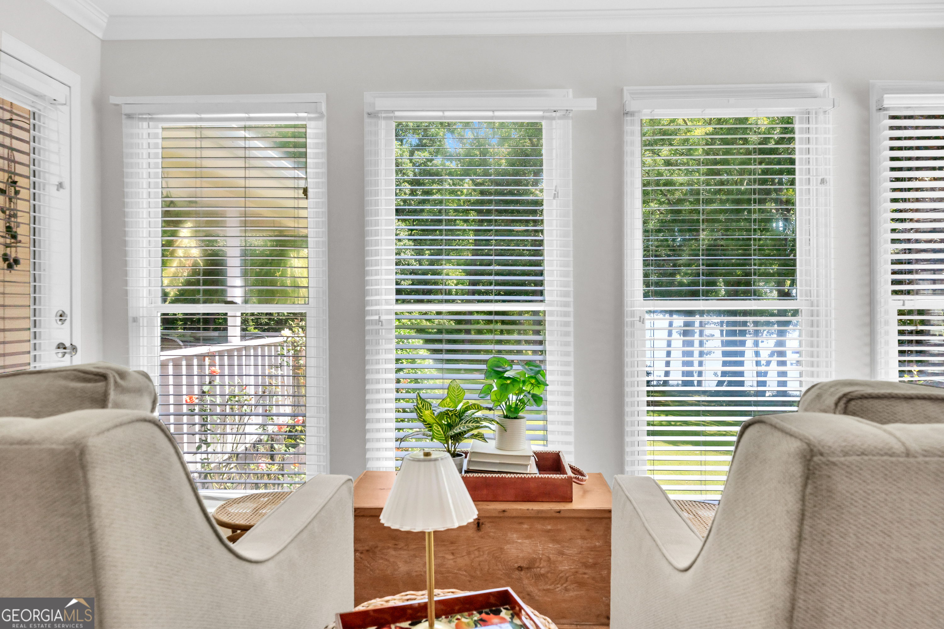 1021 Twin Rivers Lane