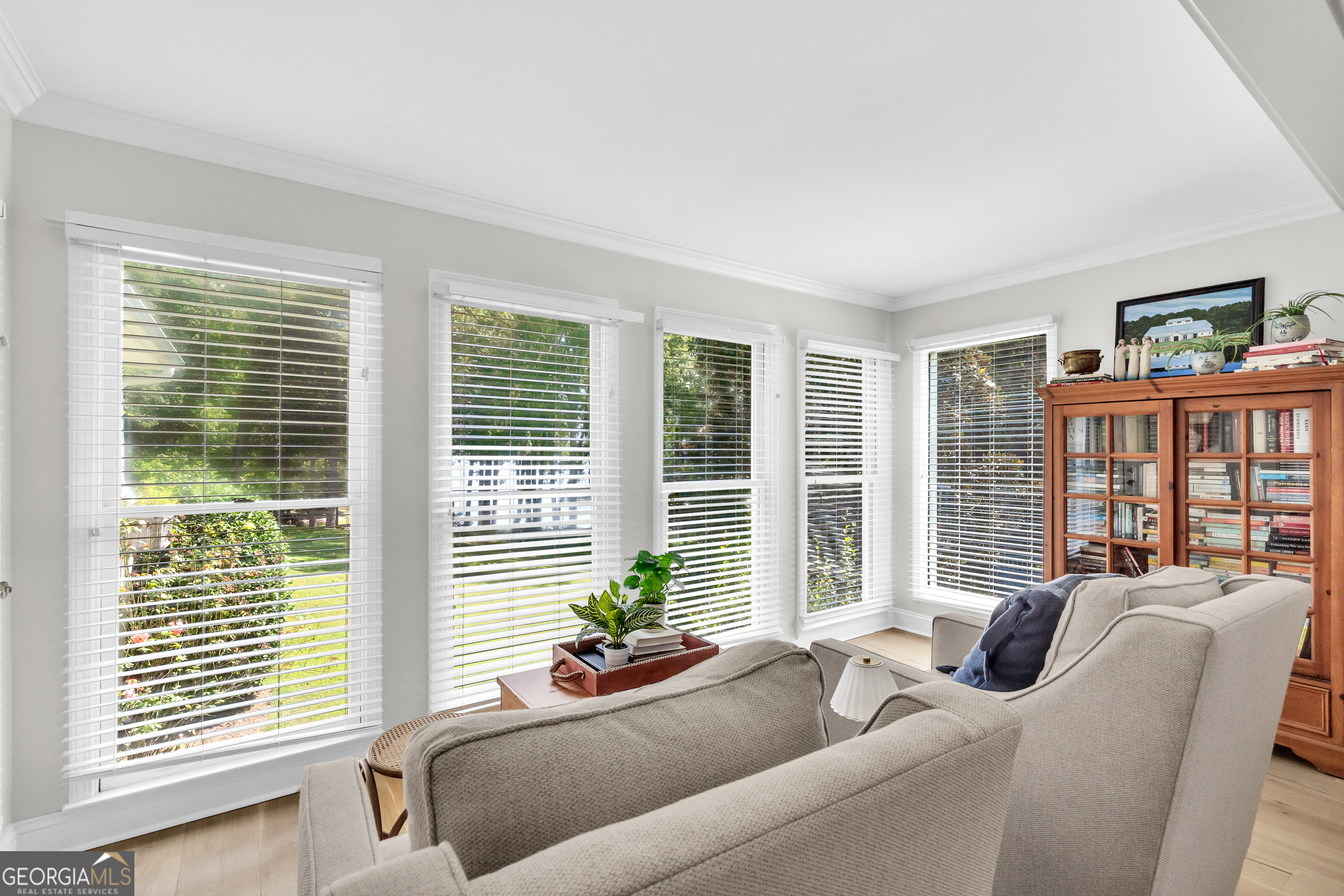 1021 Twin Rivers Lane