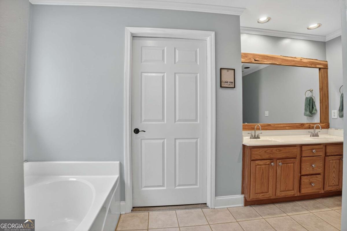 1041 Apalachee Woods Drive