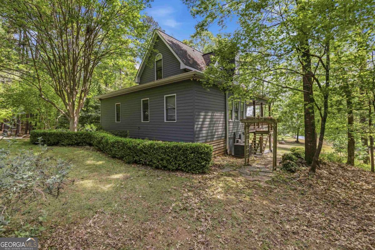 1070 Apalachee Woods Trail