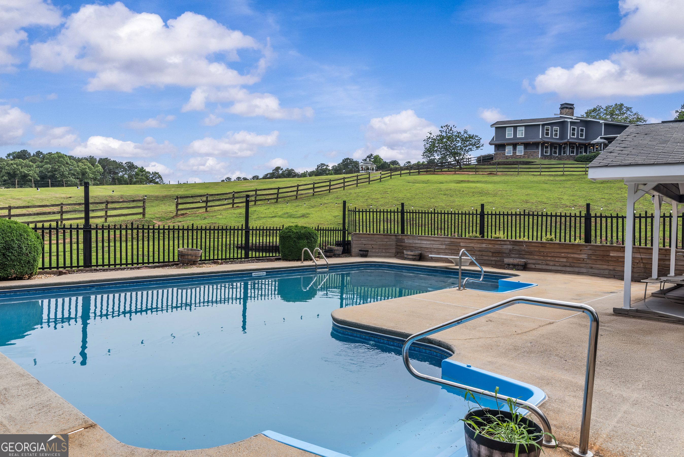1370 Cook Road