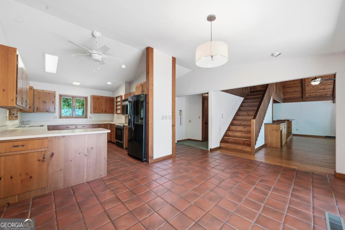1041 Chieftian Way