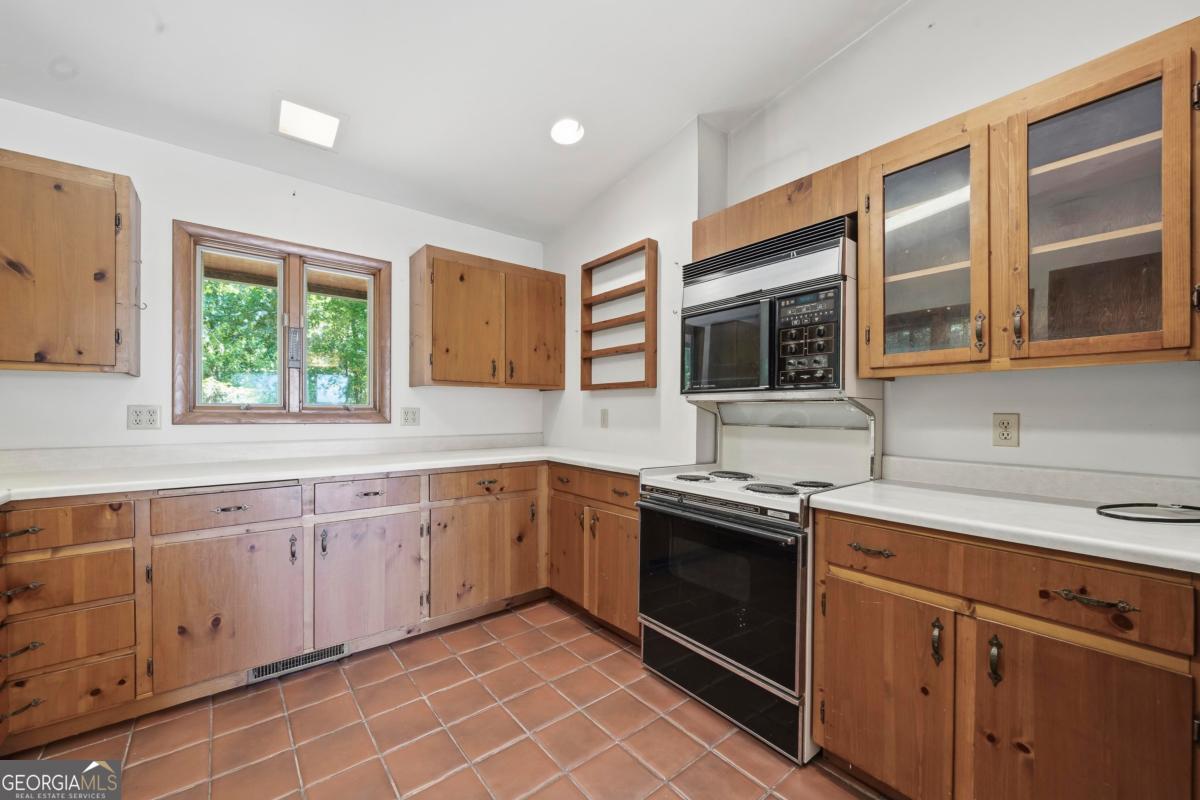 1041 Chieftian Way