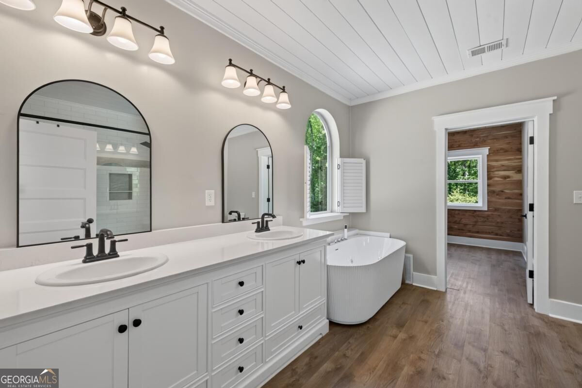1331 Heidi Trail