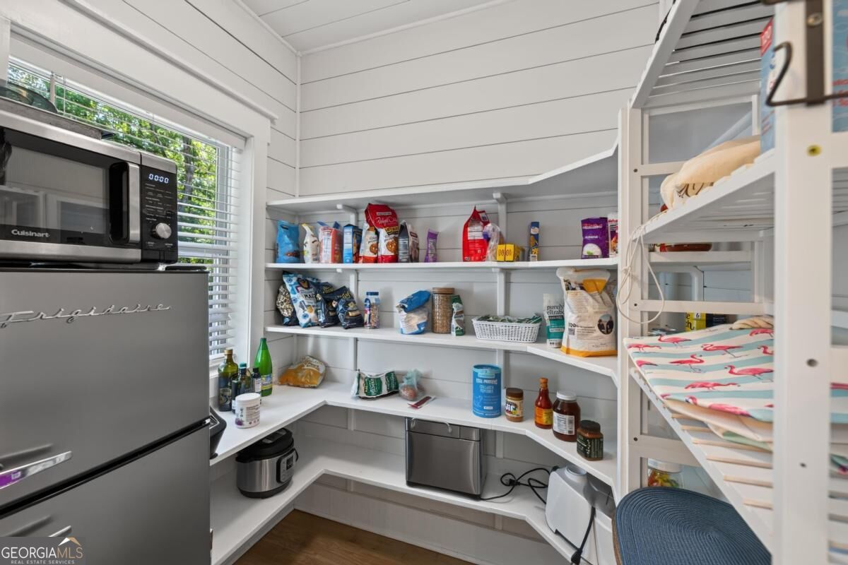 1331 Heidi Trail