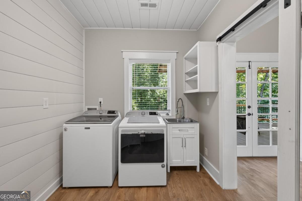 1331 Heidi Trail
