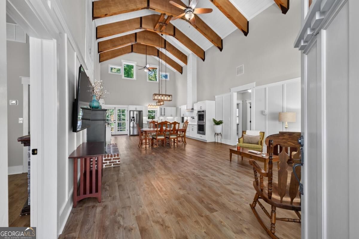1331 Heidi Trail