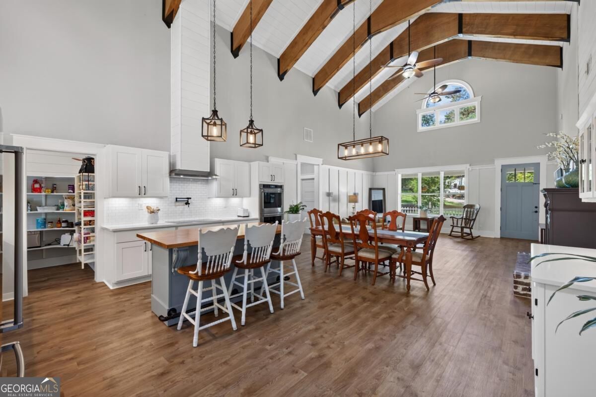 1331 Heidi Trail