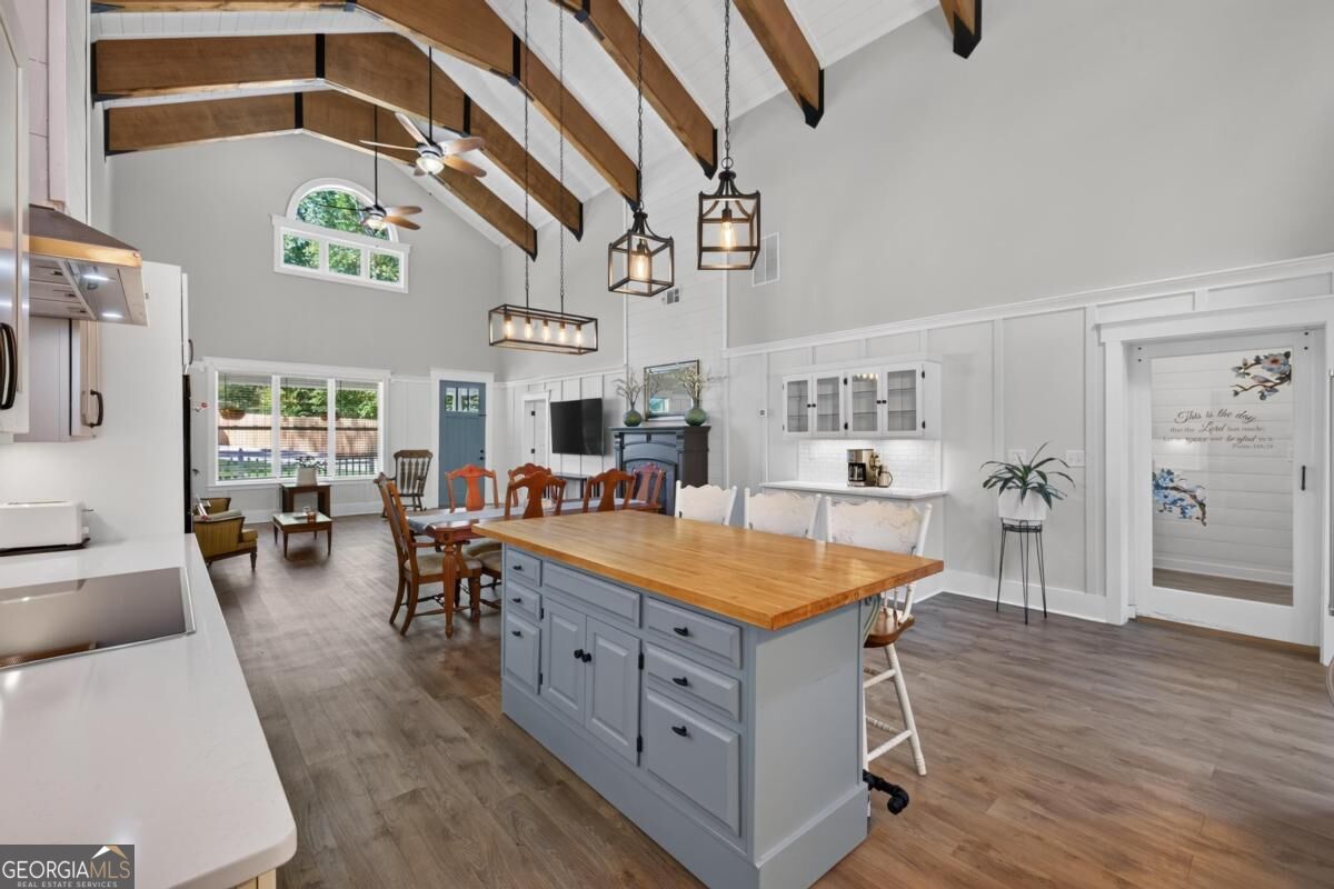 1331 Heidi Trail