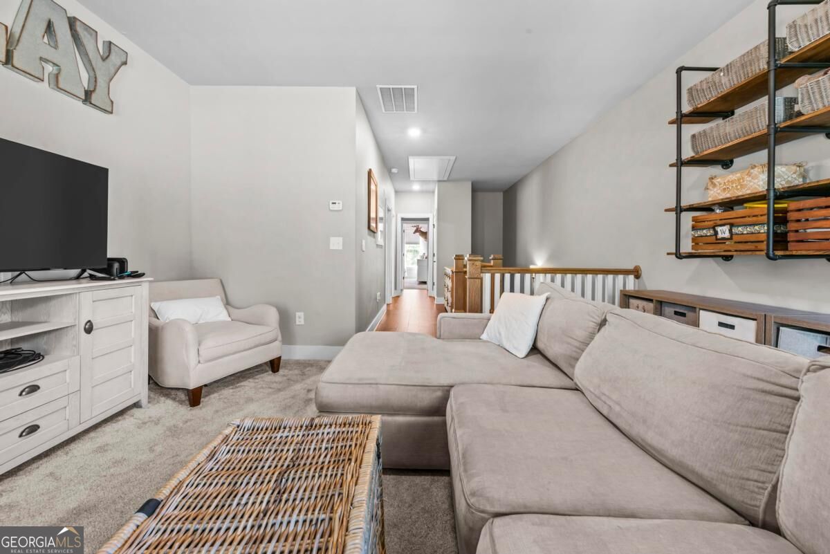 641 Foster Park Lane