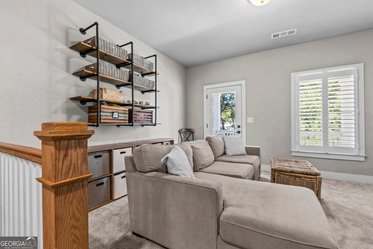 641 Foster Park Lane