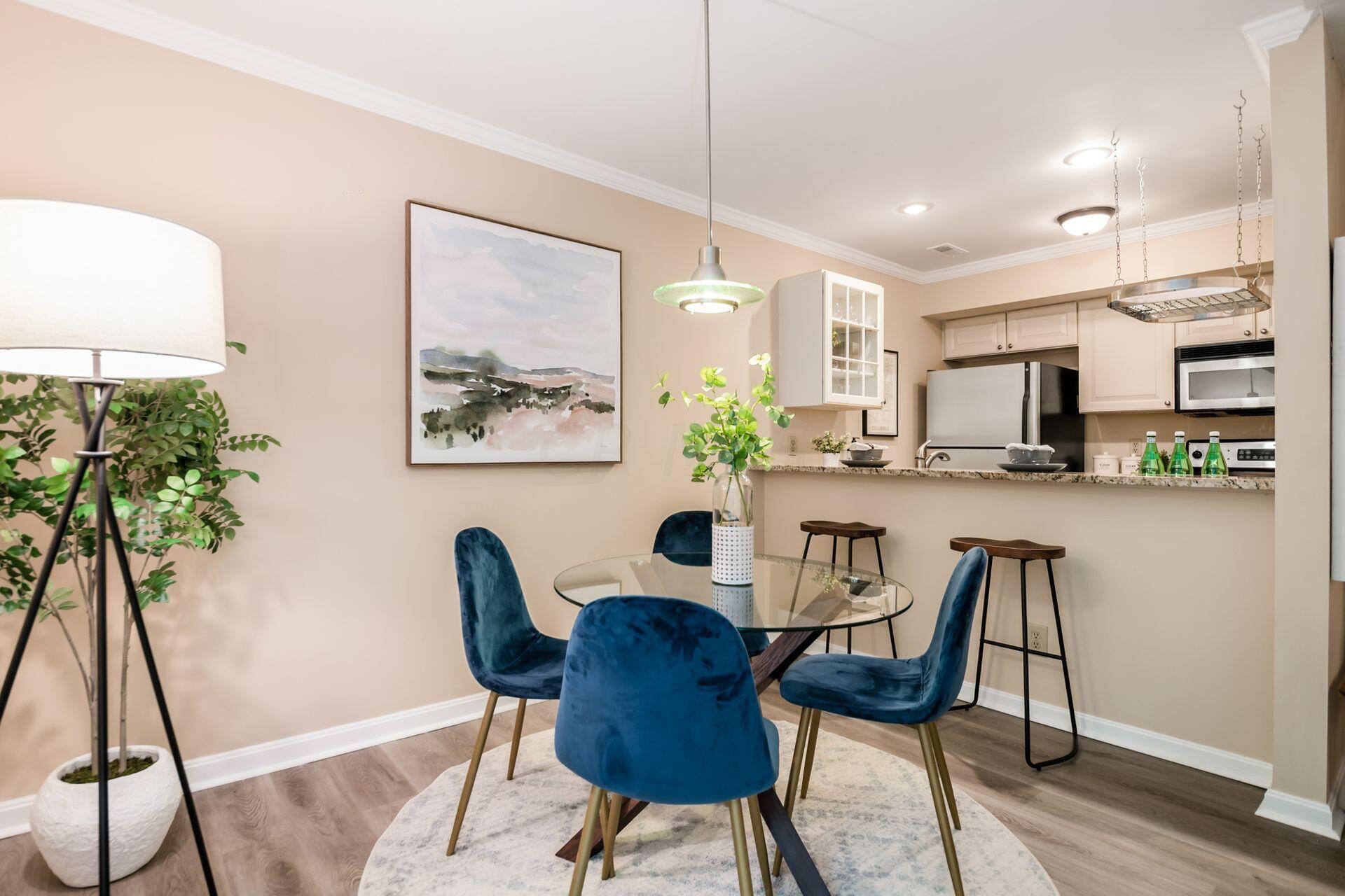 1577 Arlington Avenue, 1577B