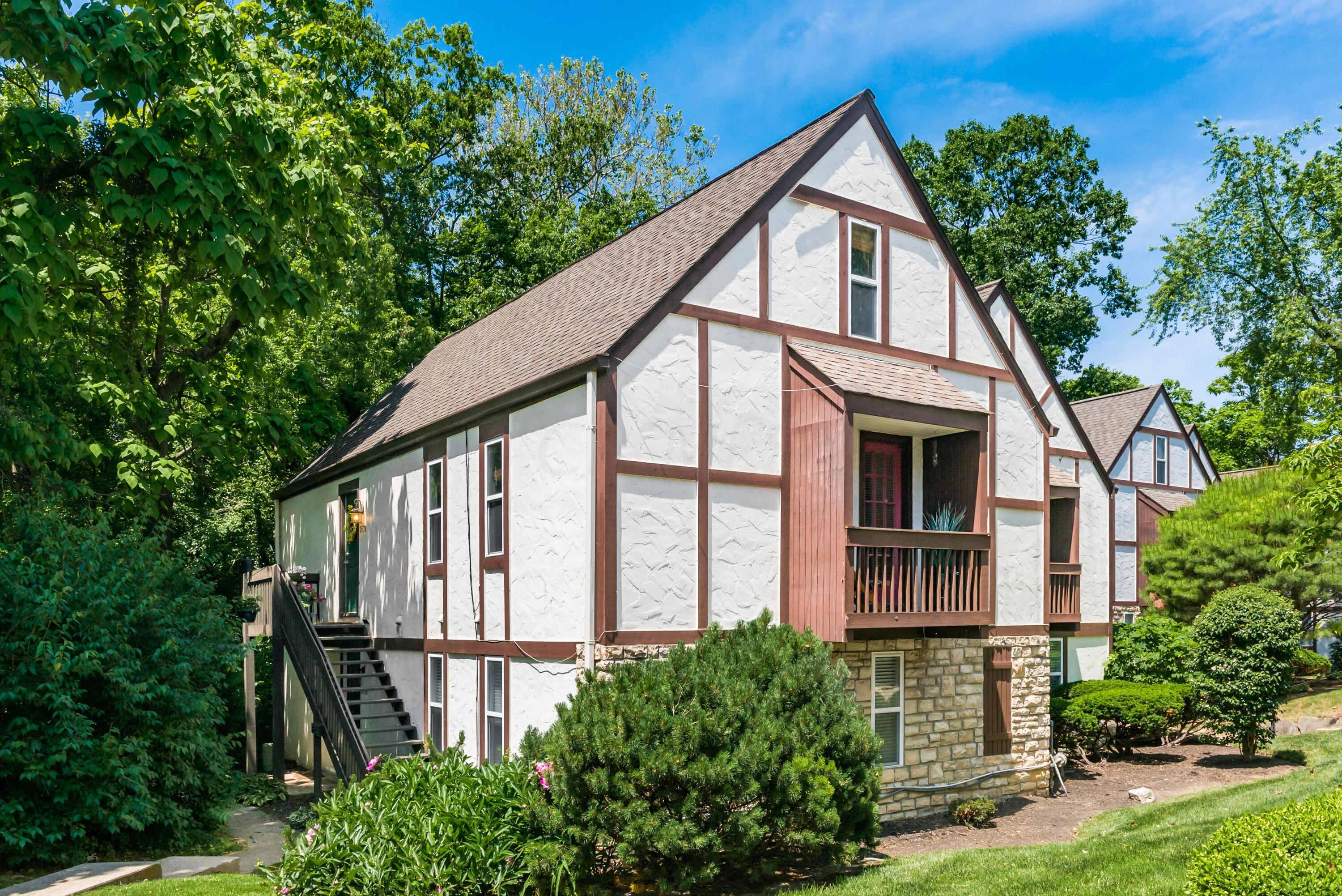 1577 Arlington Avenue, 1577B