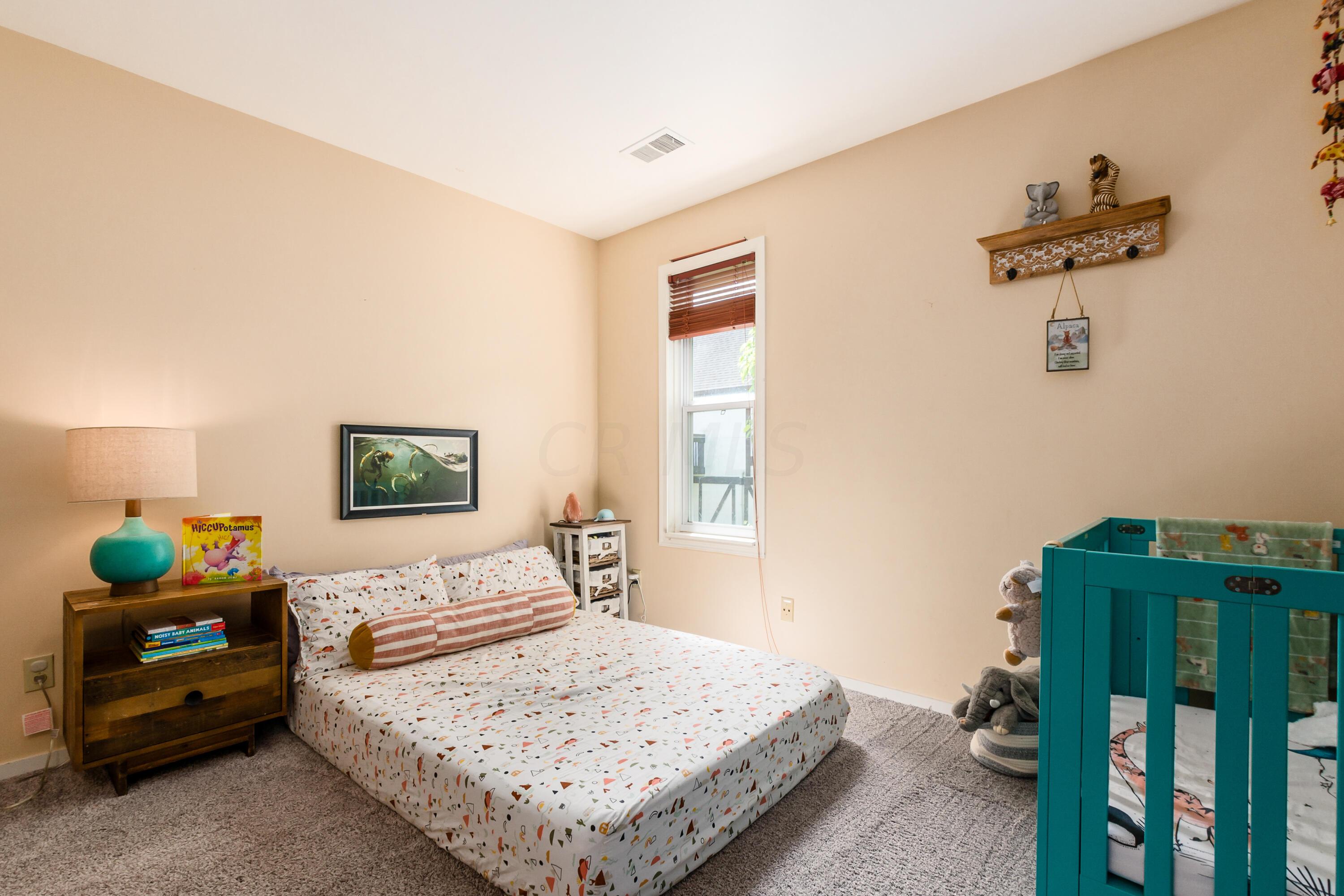 1577 Arlington Avenue, 1577B