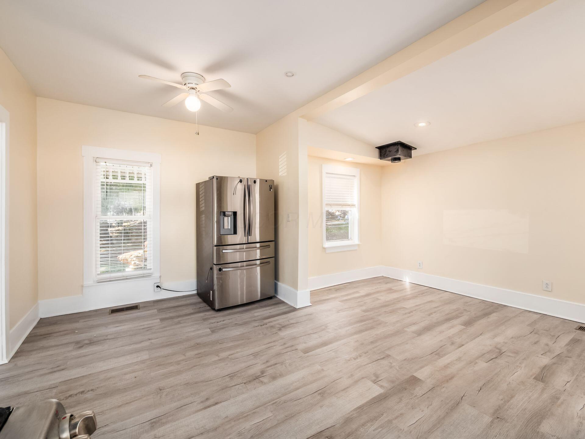 7123 Lundy Lane