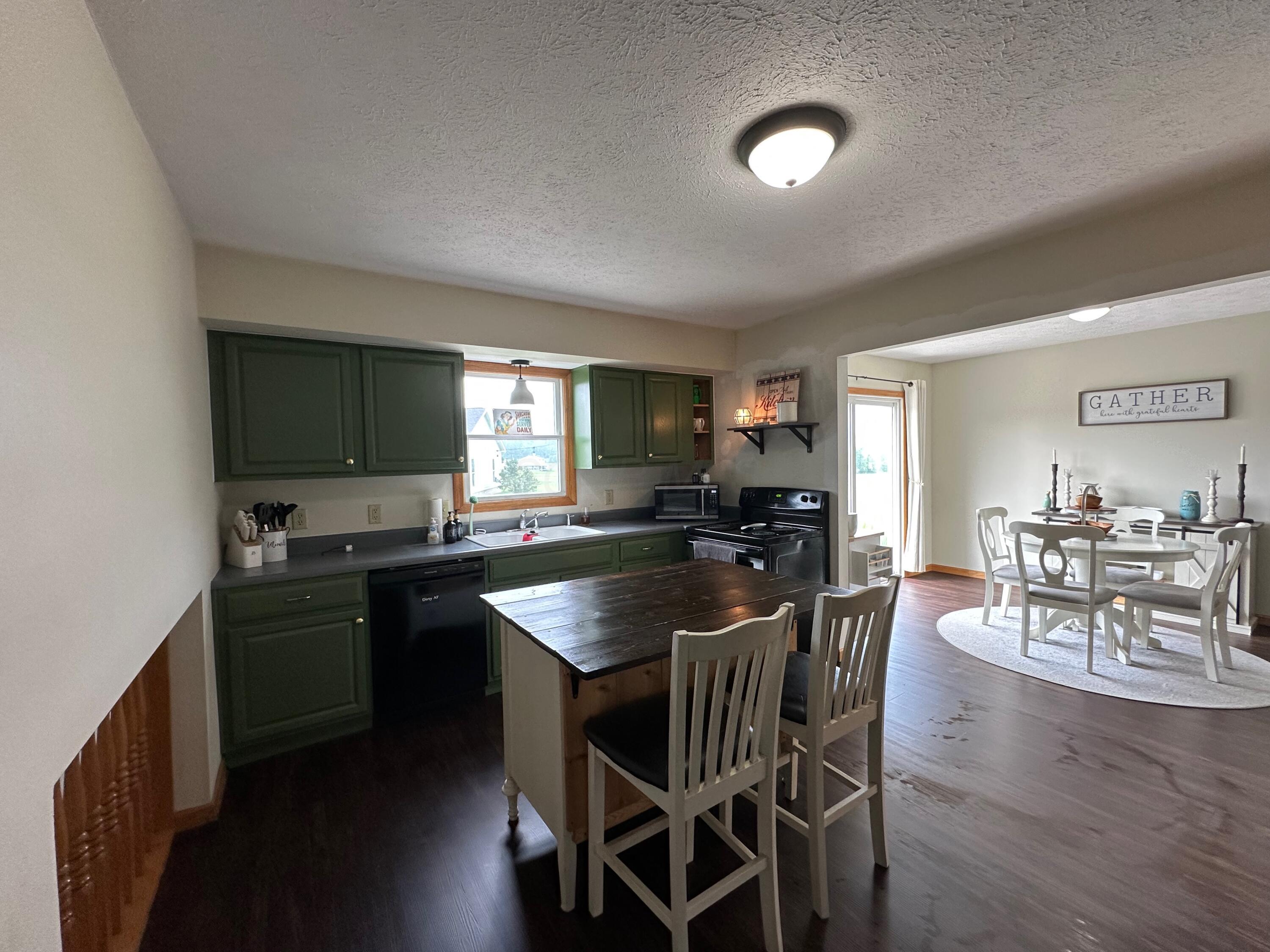 23060 Deal Road