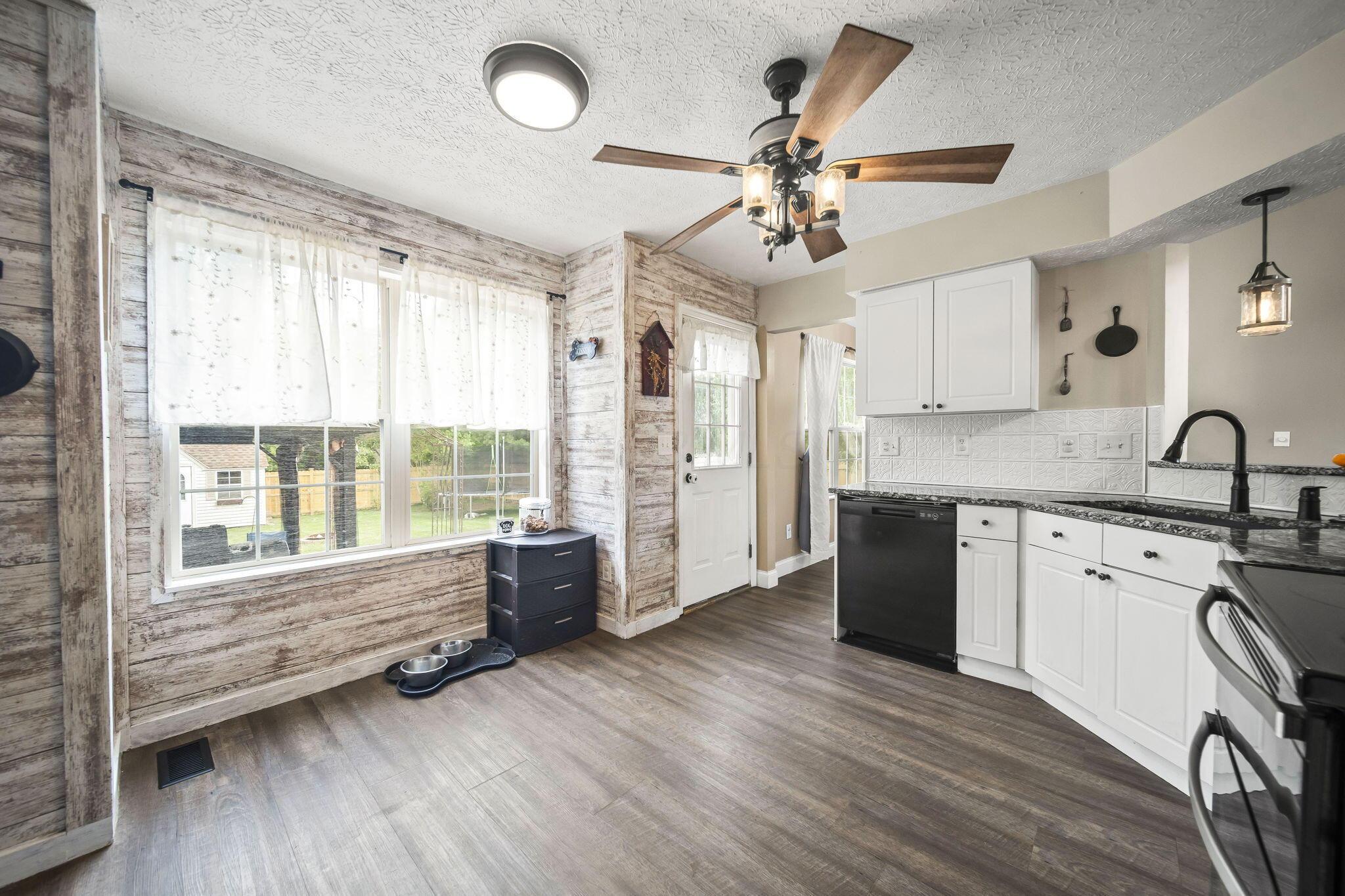 606 Prairie Run Drive