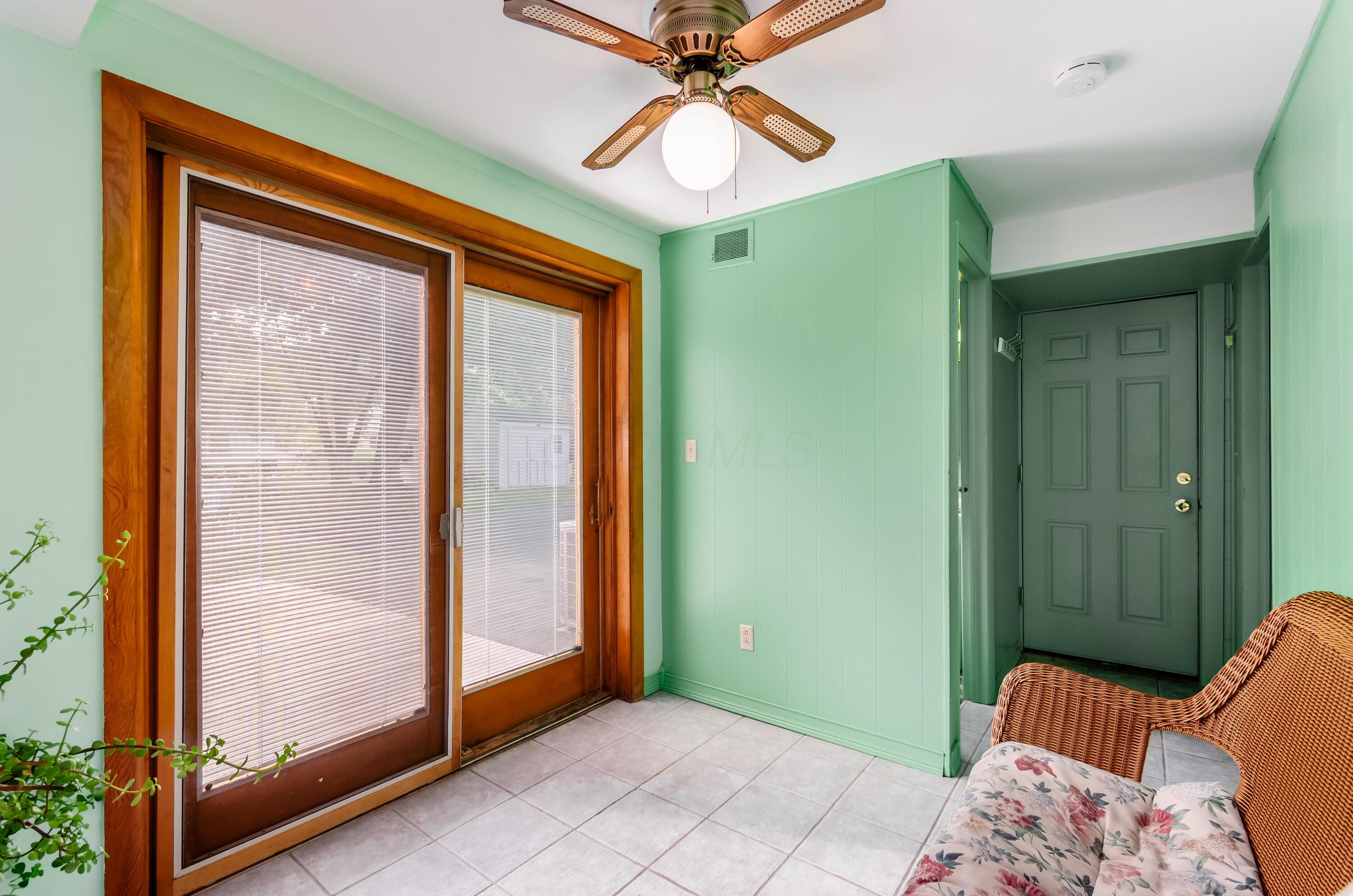 87 N Spring Road