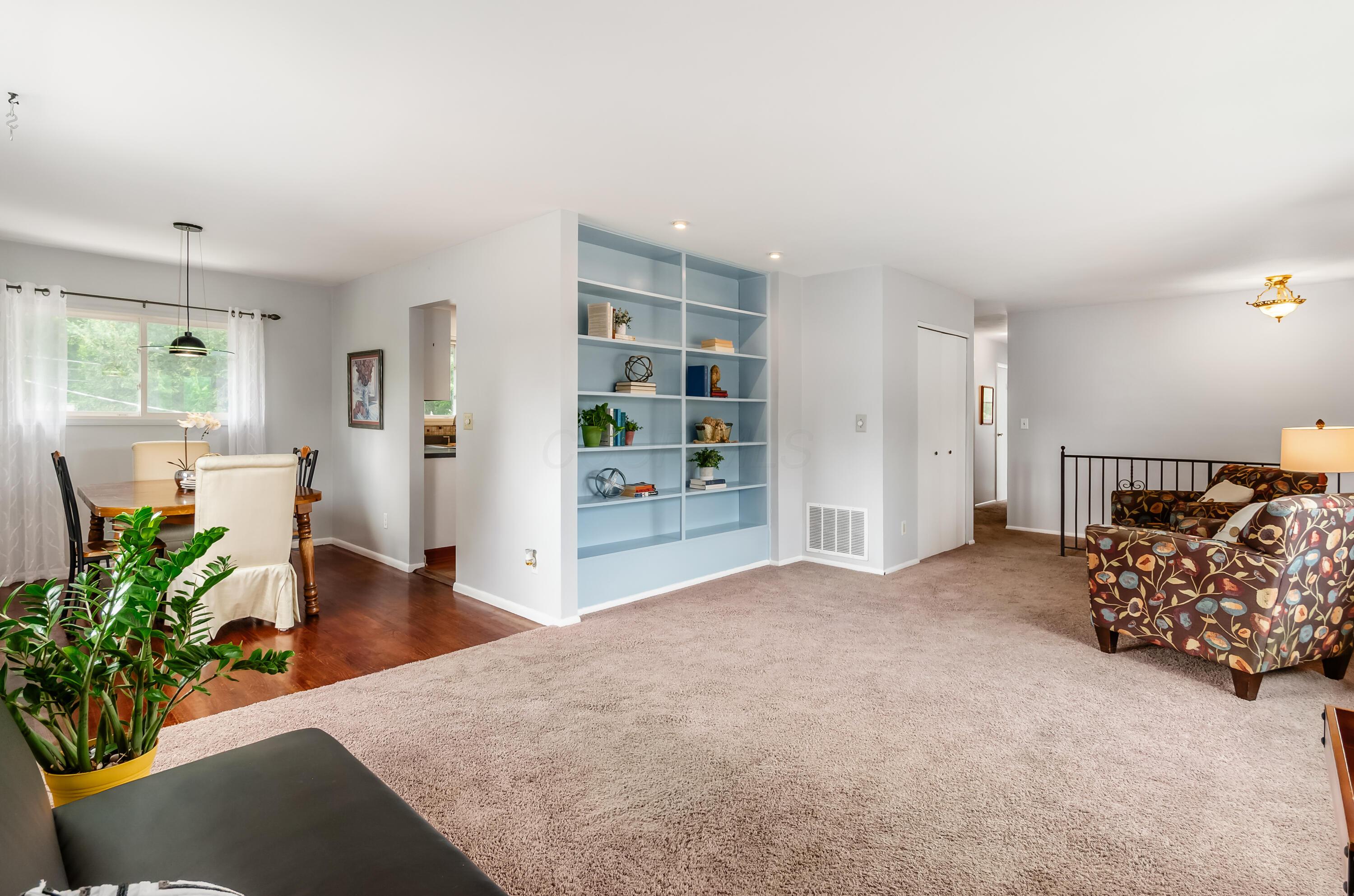 87 N Spring Road