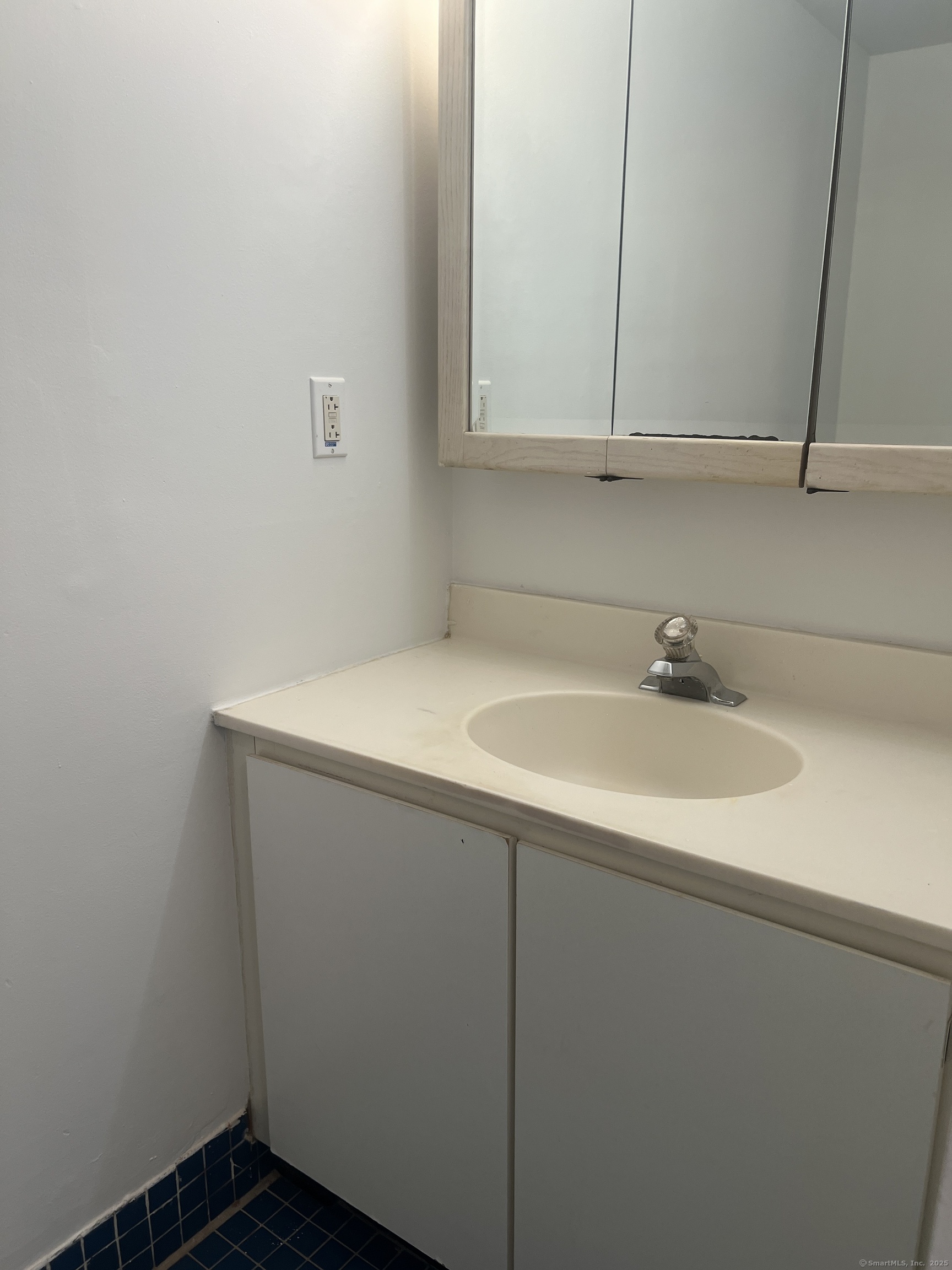 170 Post Road West C2