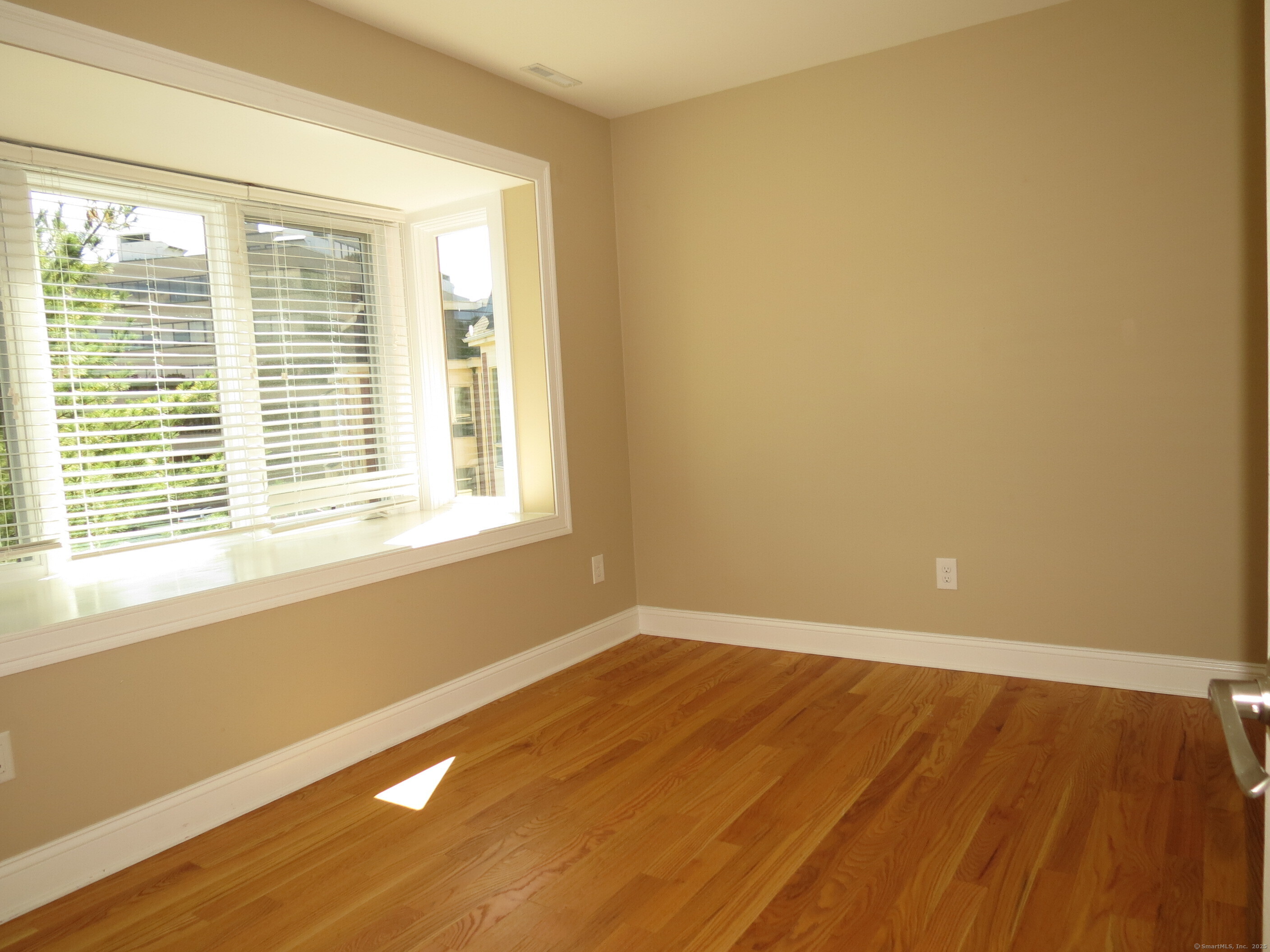 5B Sylvan Lane