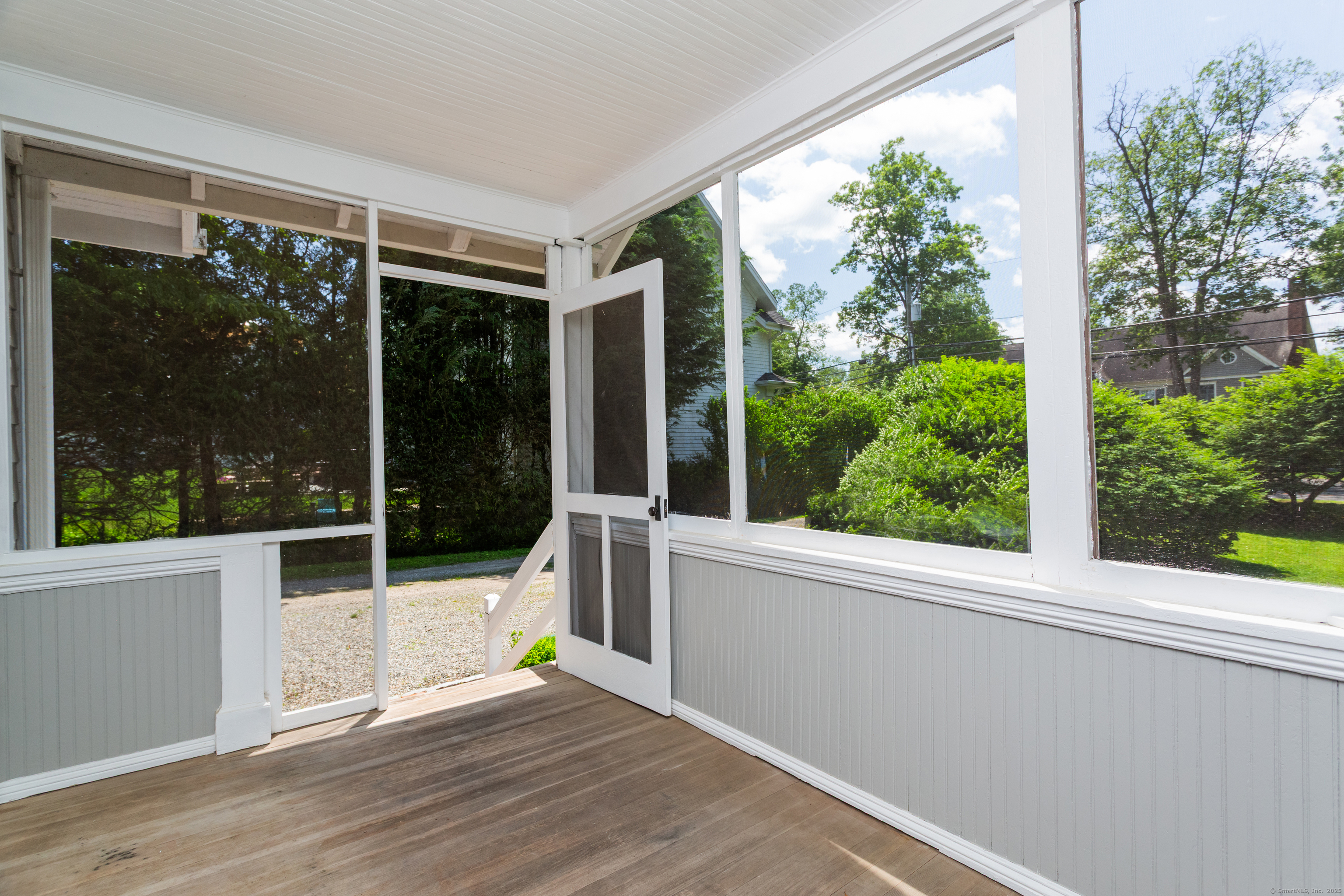 28 Woodside Avenue