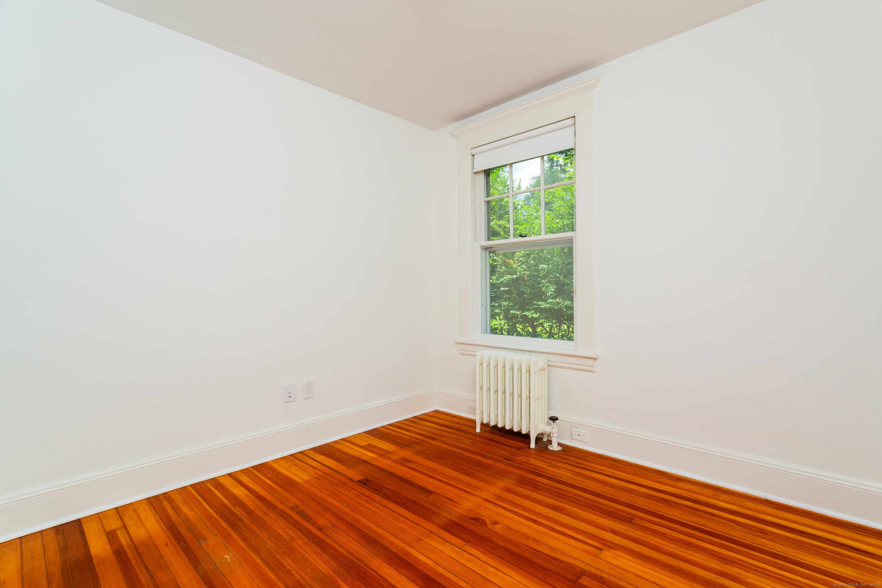 28 Woodside Avenue