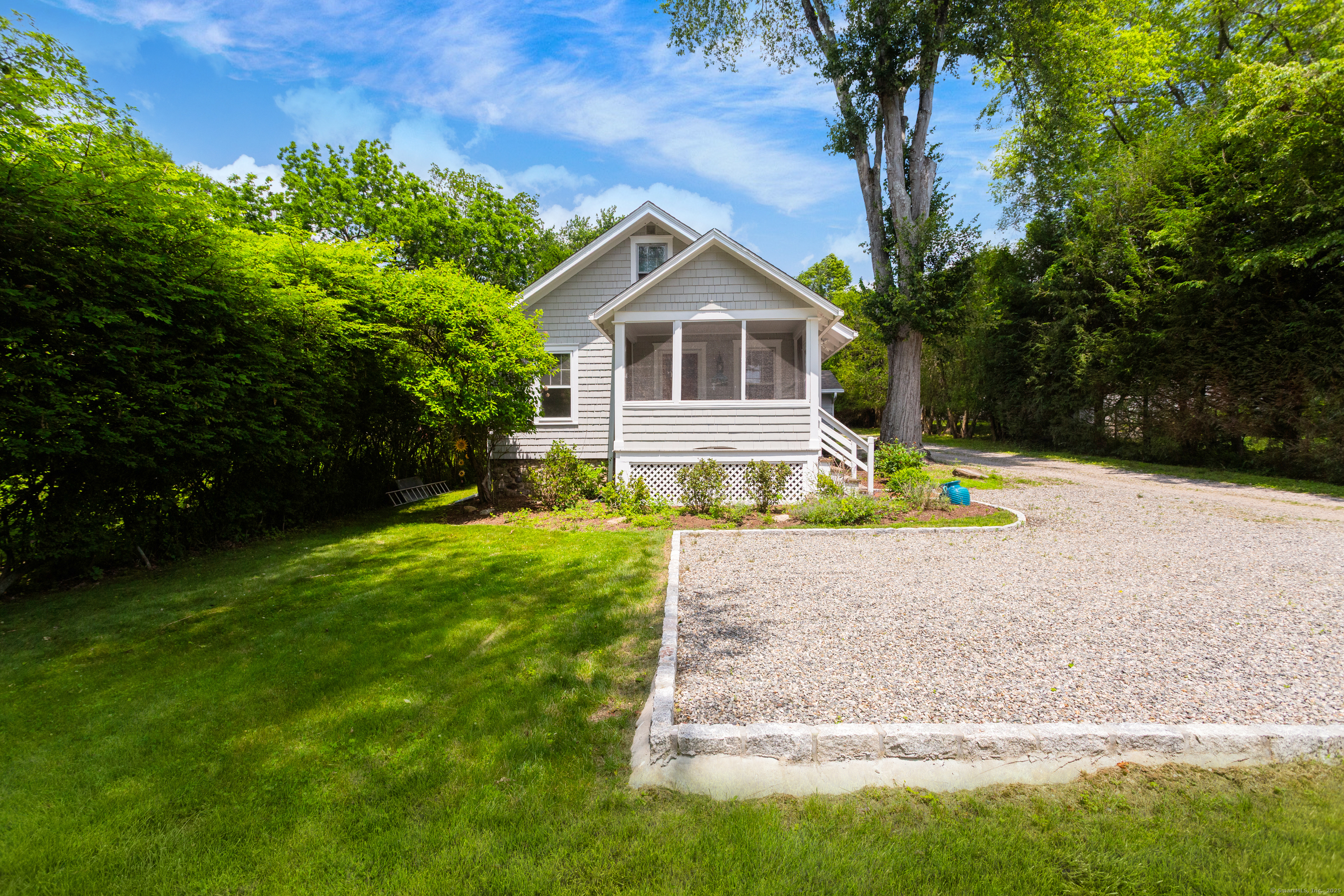 28 Woodside Avenue