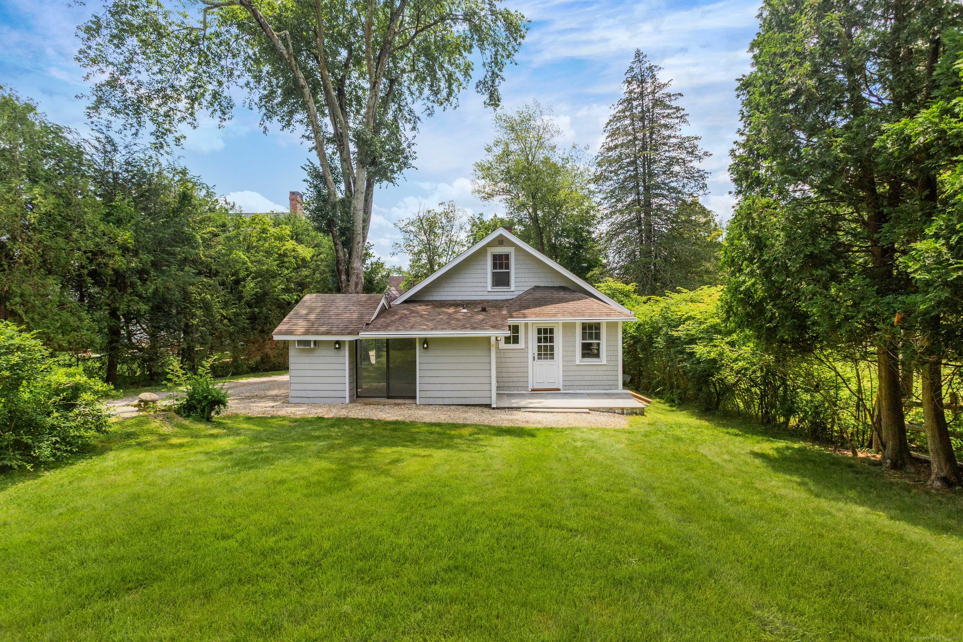 28 Woodside Avenue