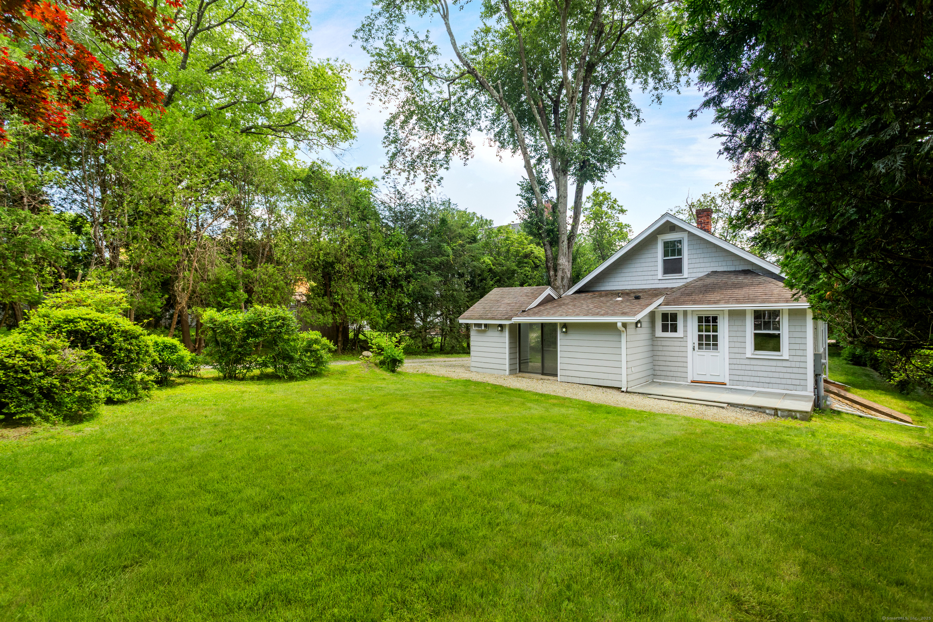 28 Woodside Avenue