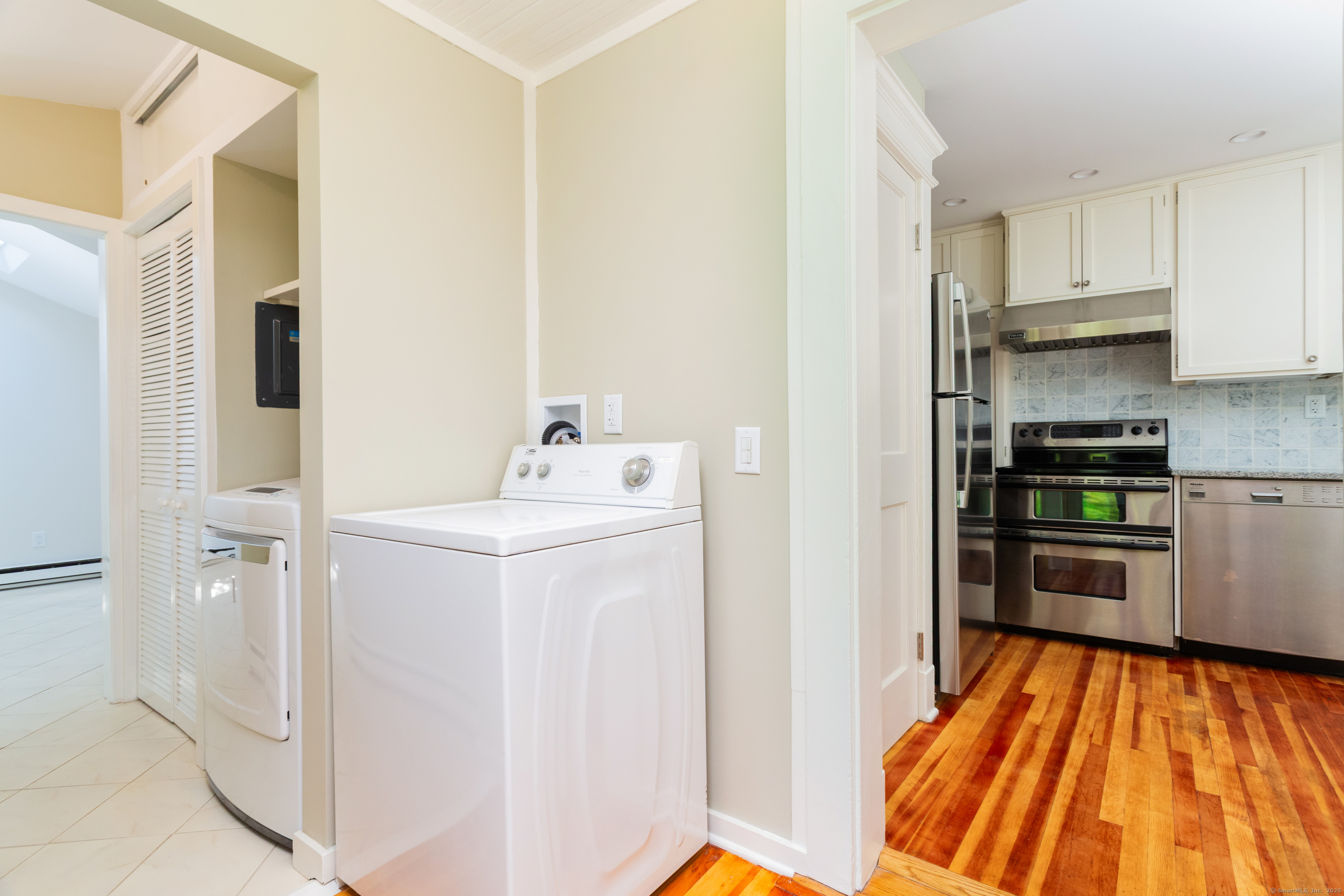 28 Woodside Avenue