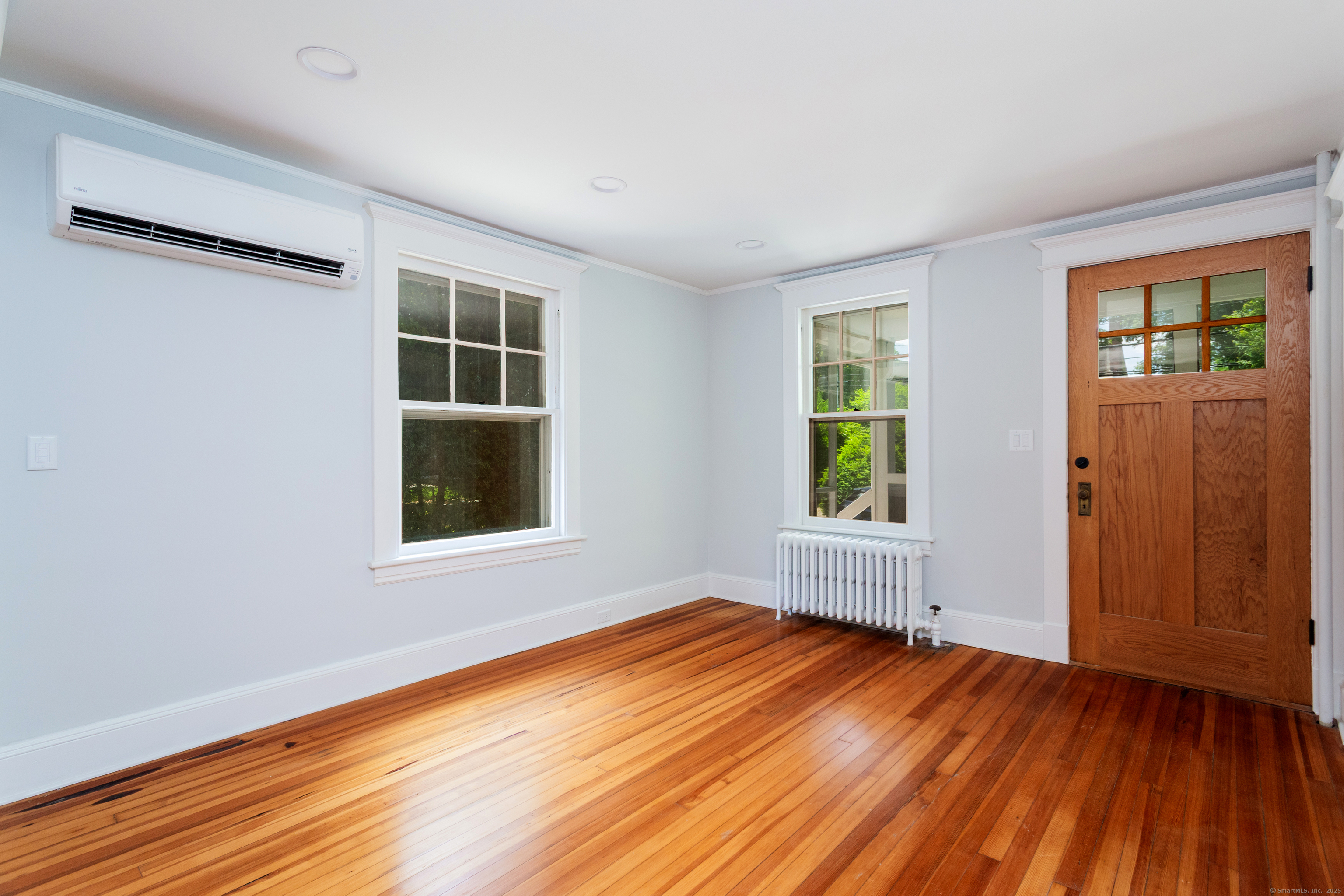 28 Woodside Avenue
