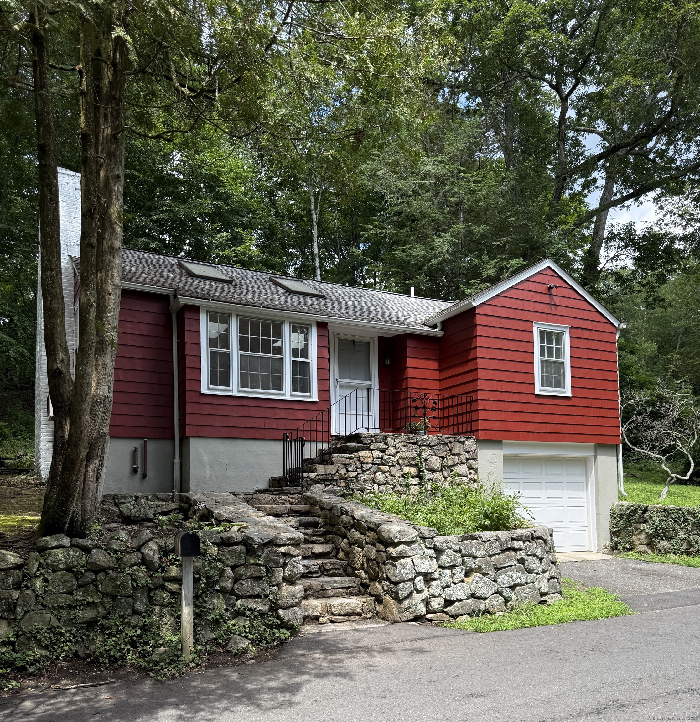 332 Good Hill Road