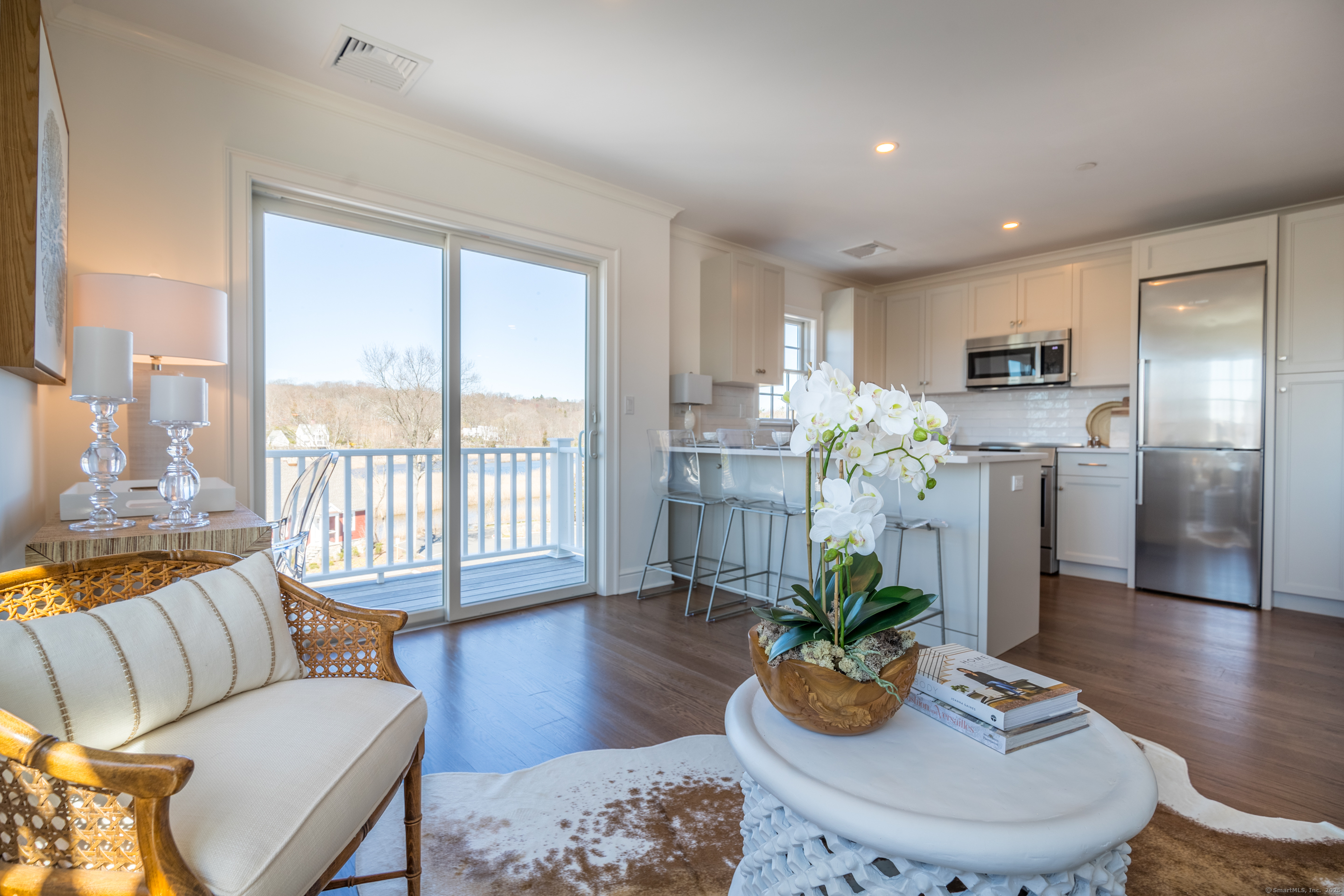 201 Main Street 303