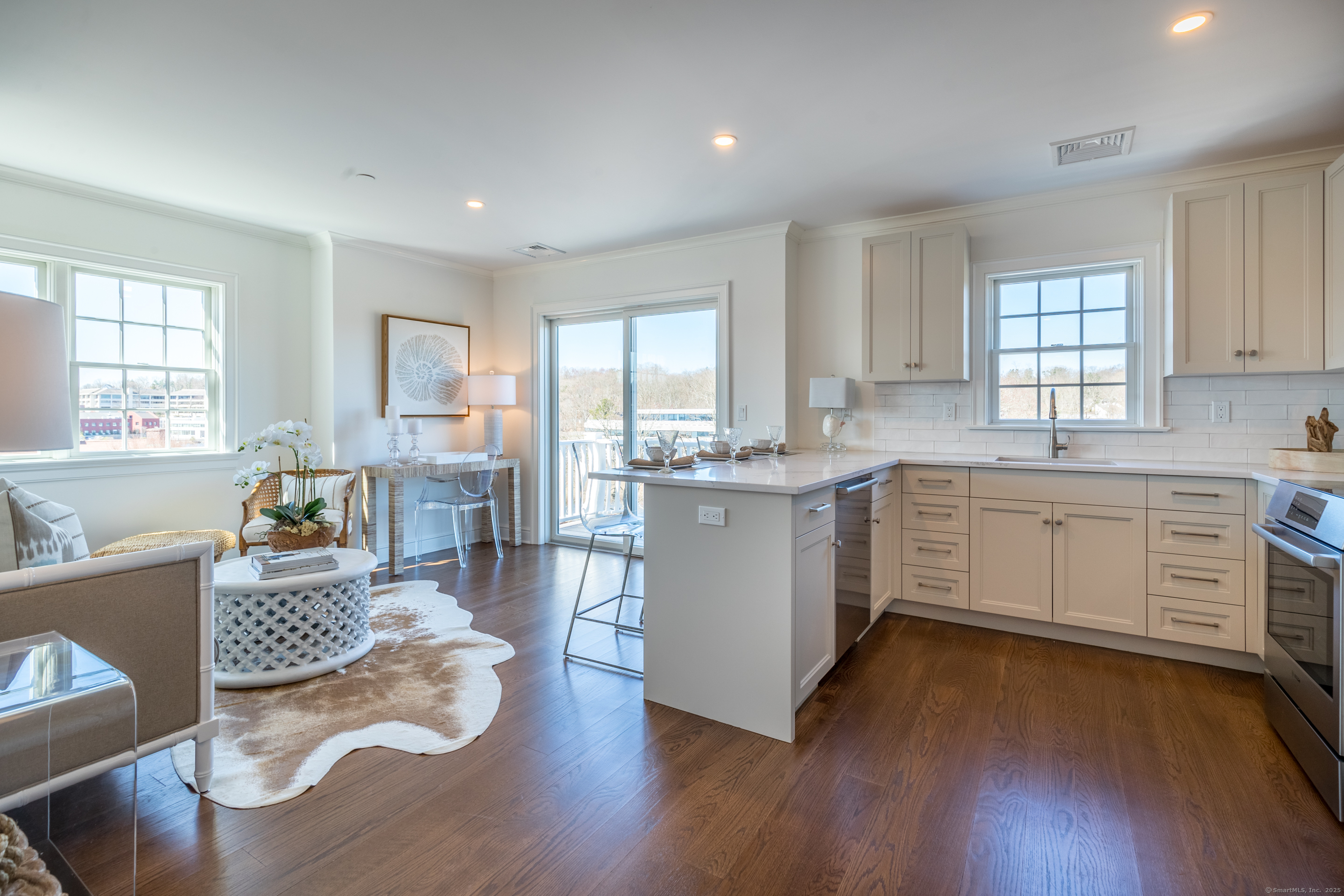 201 Main Street 303