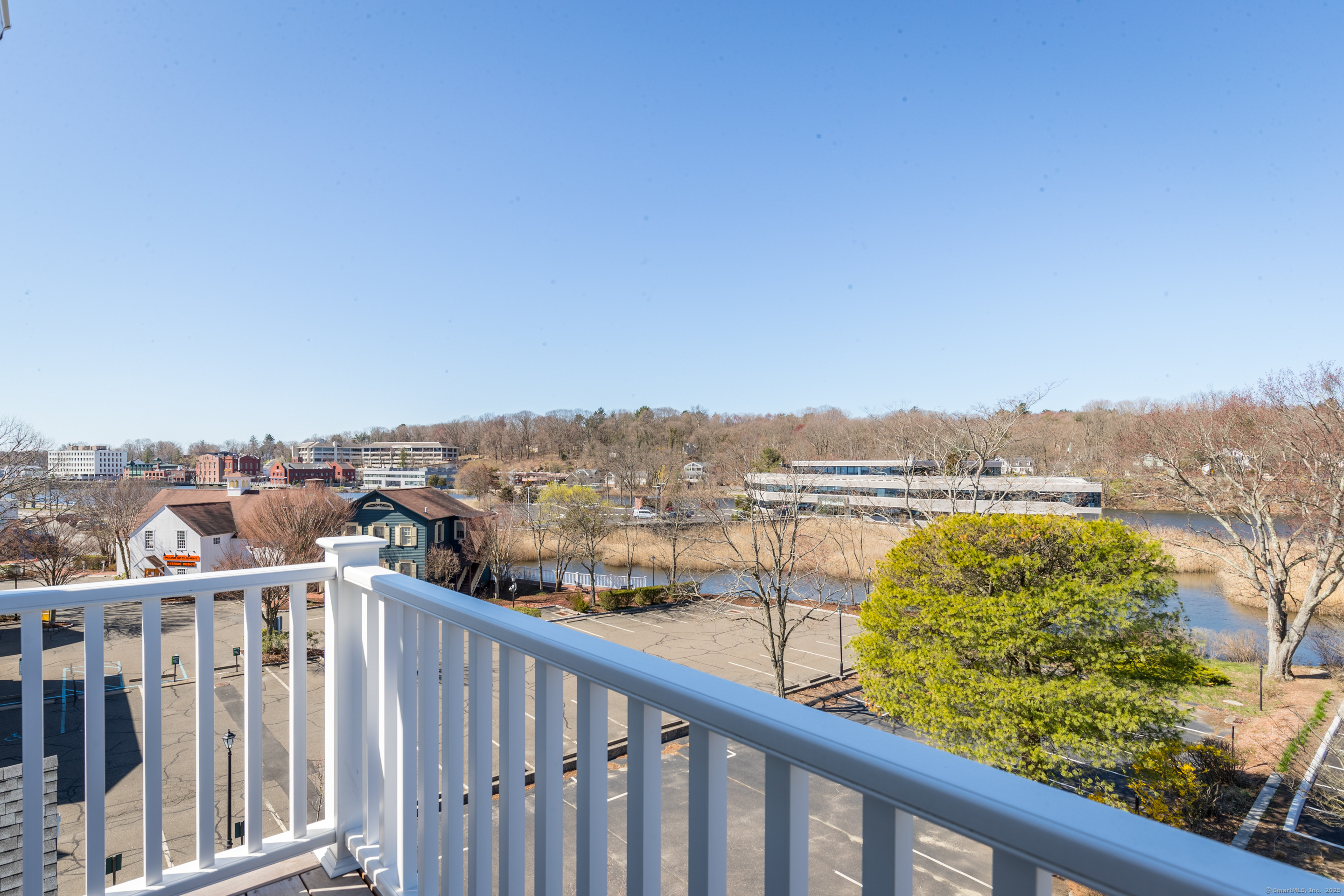 201 Main Street 303