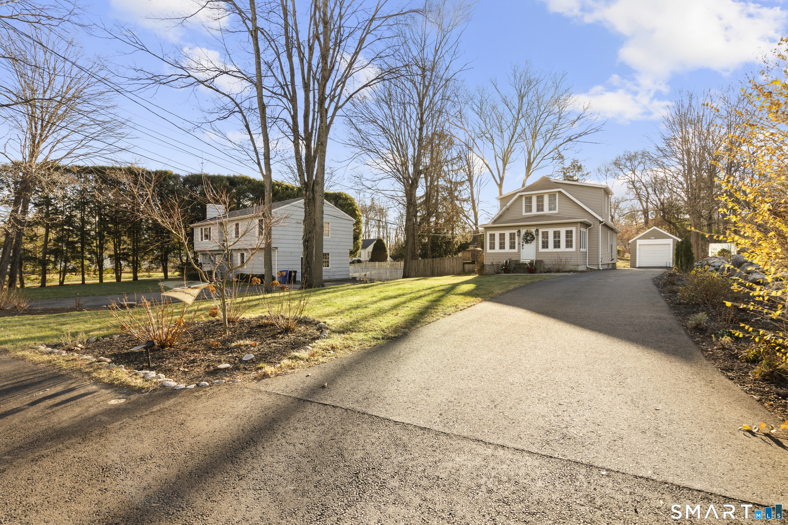 129 Grumman Avenue