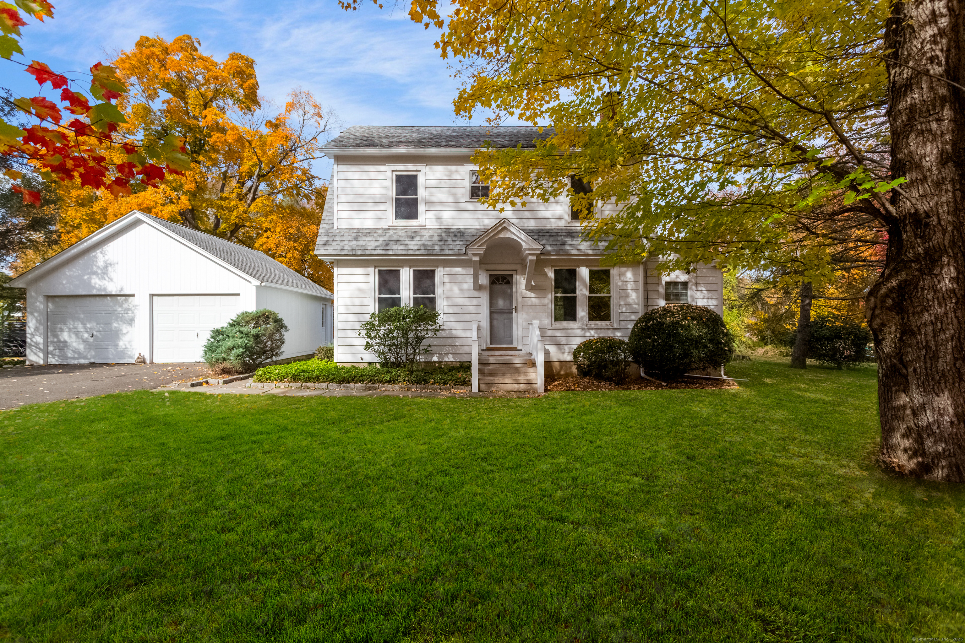 31 Hillandale Road