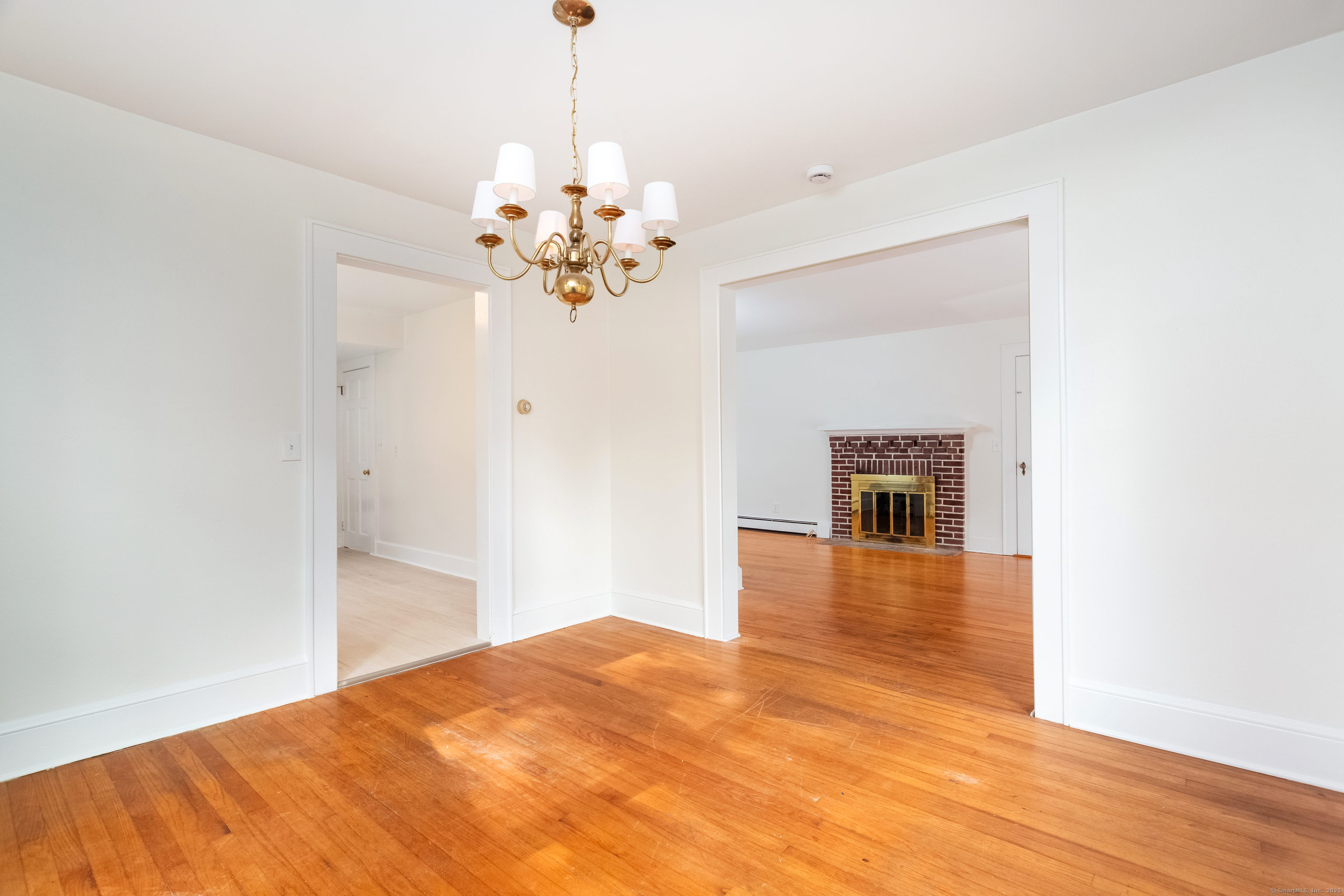 31 Hillandale Road