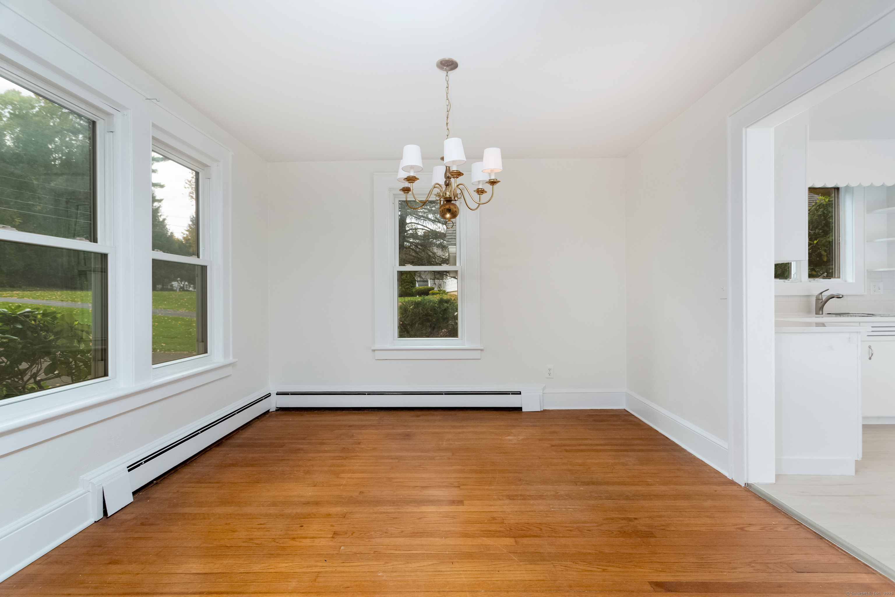 31 Hillandale Road