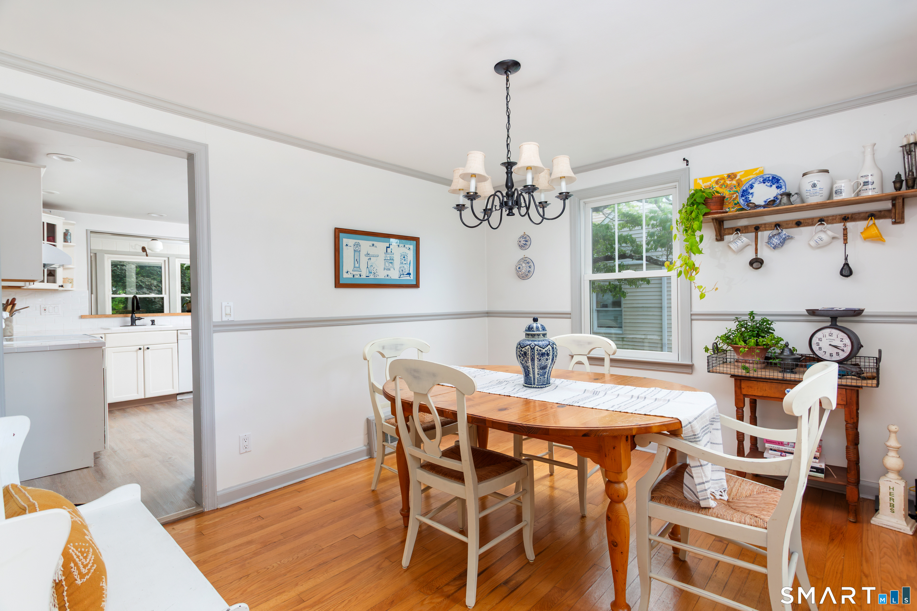 127 Moritz Place