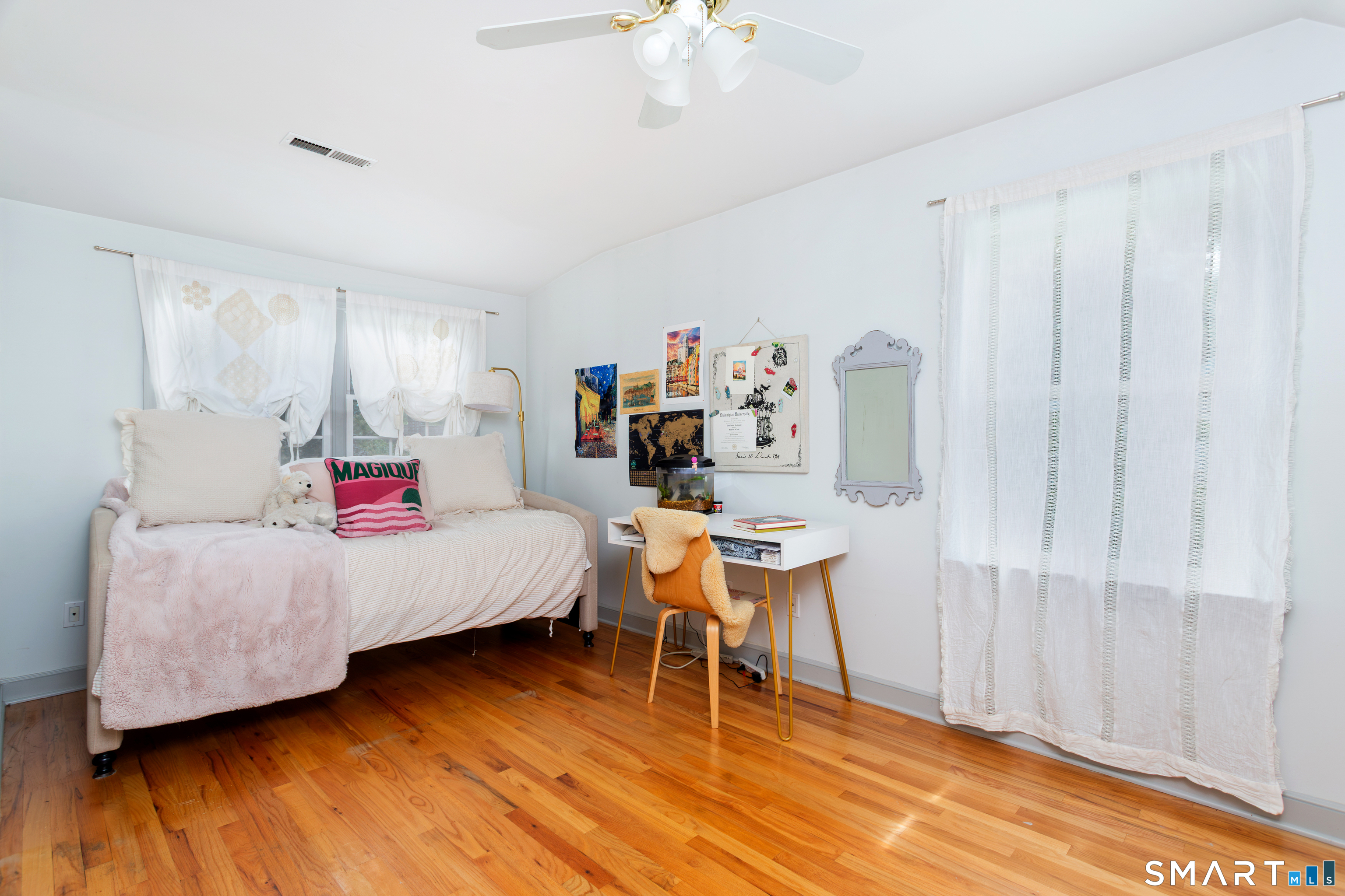 127 Moritz Place