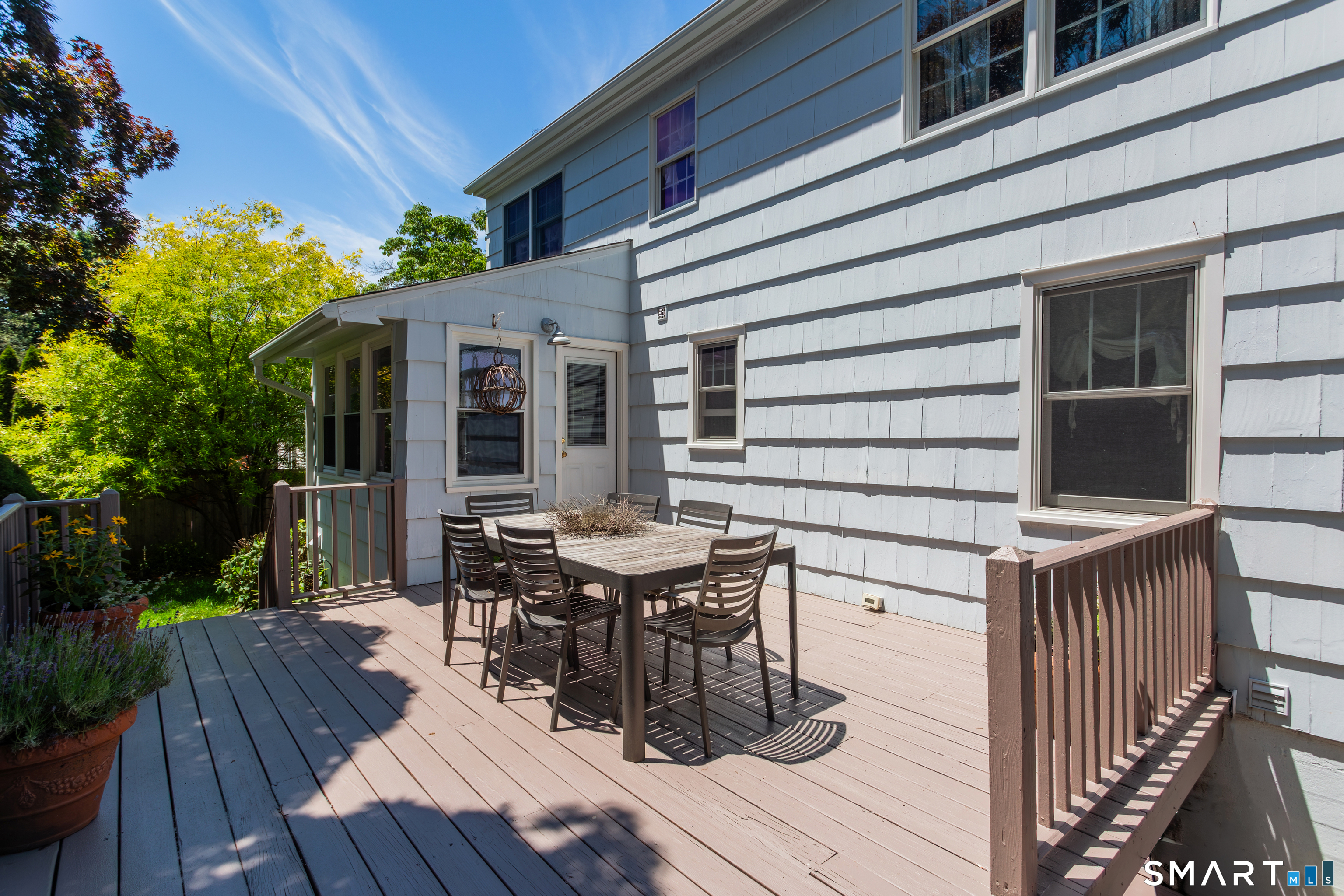 127 Moritz Place