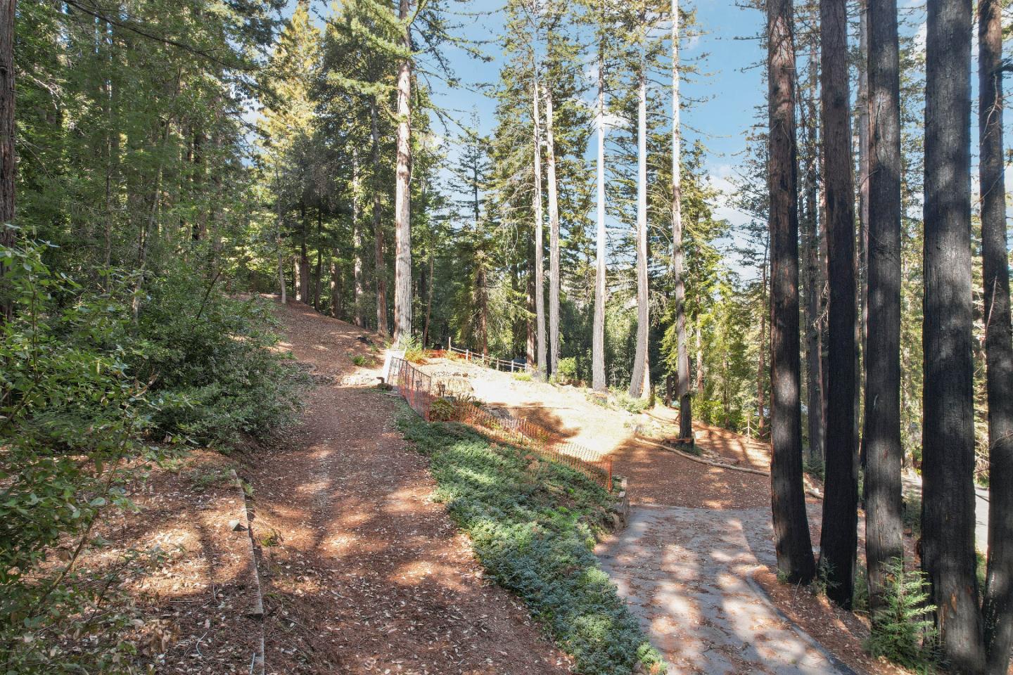 265 Sweetwater LN