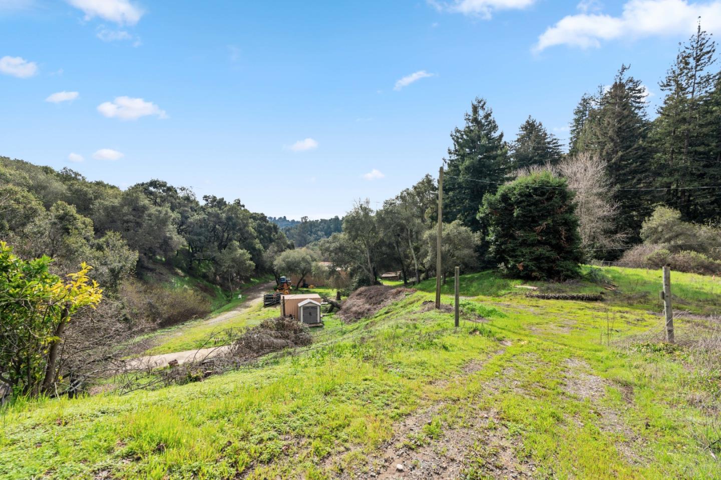 530 Apple Valley LN